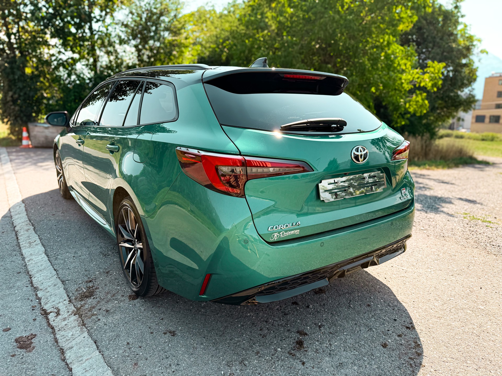 TOYOTA 2.0 HSD GR Sport-image-1