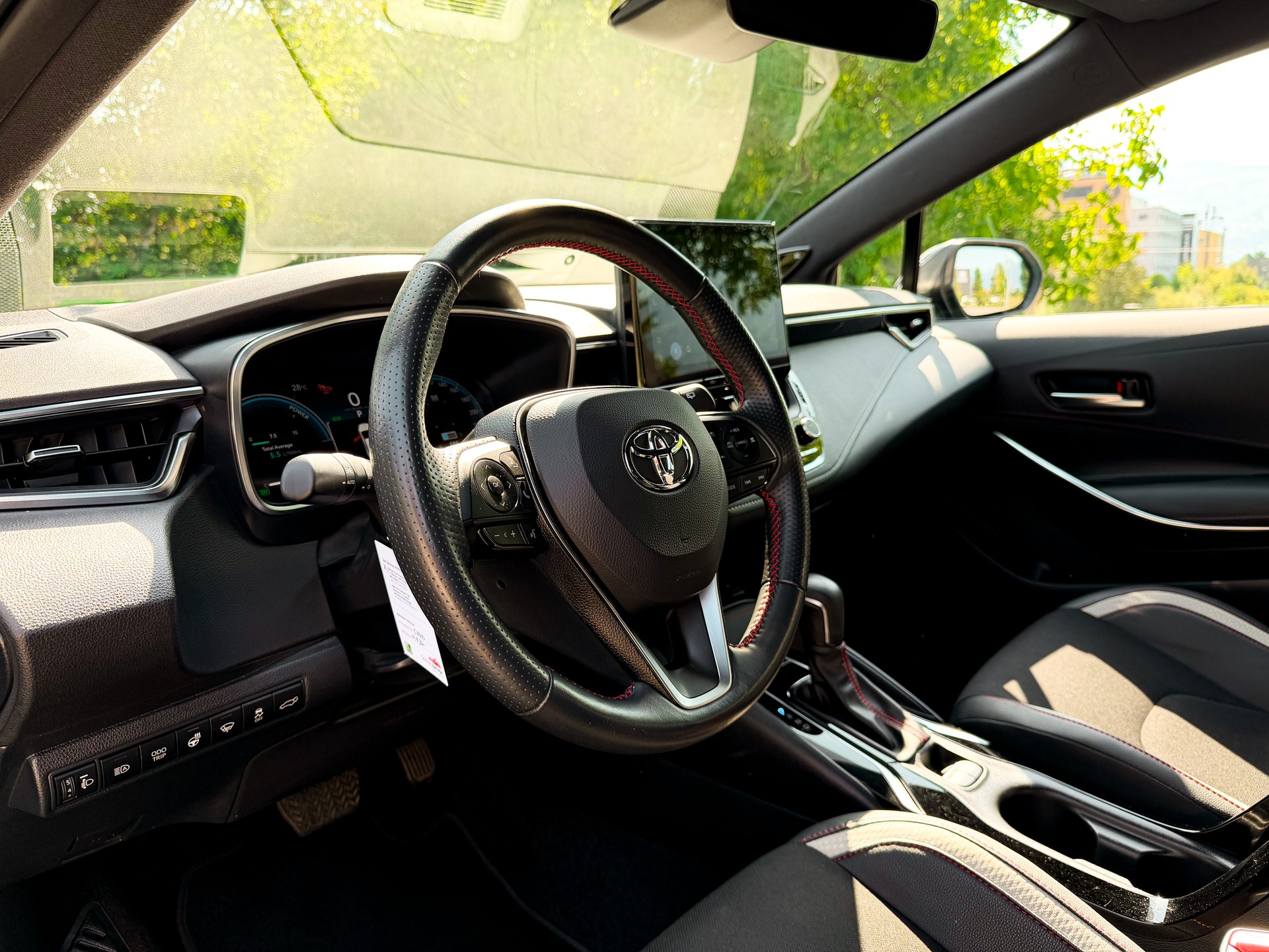 TOYOTA 2.0 HSD GR Sport-image-3