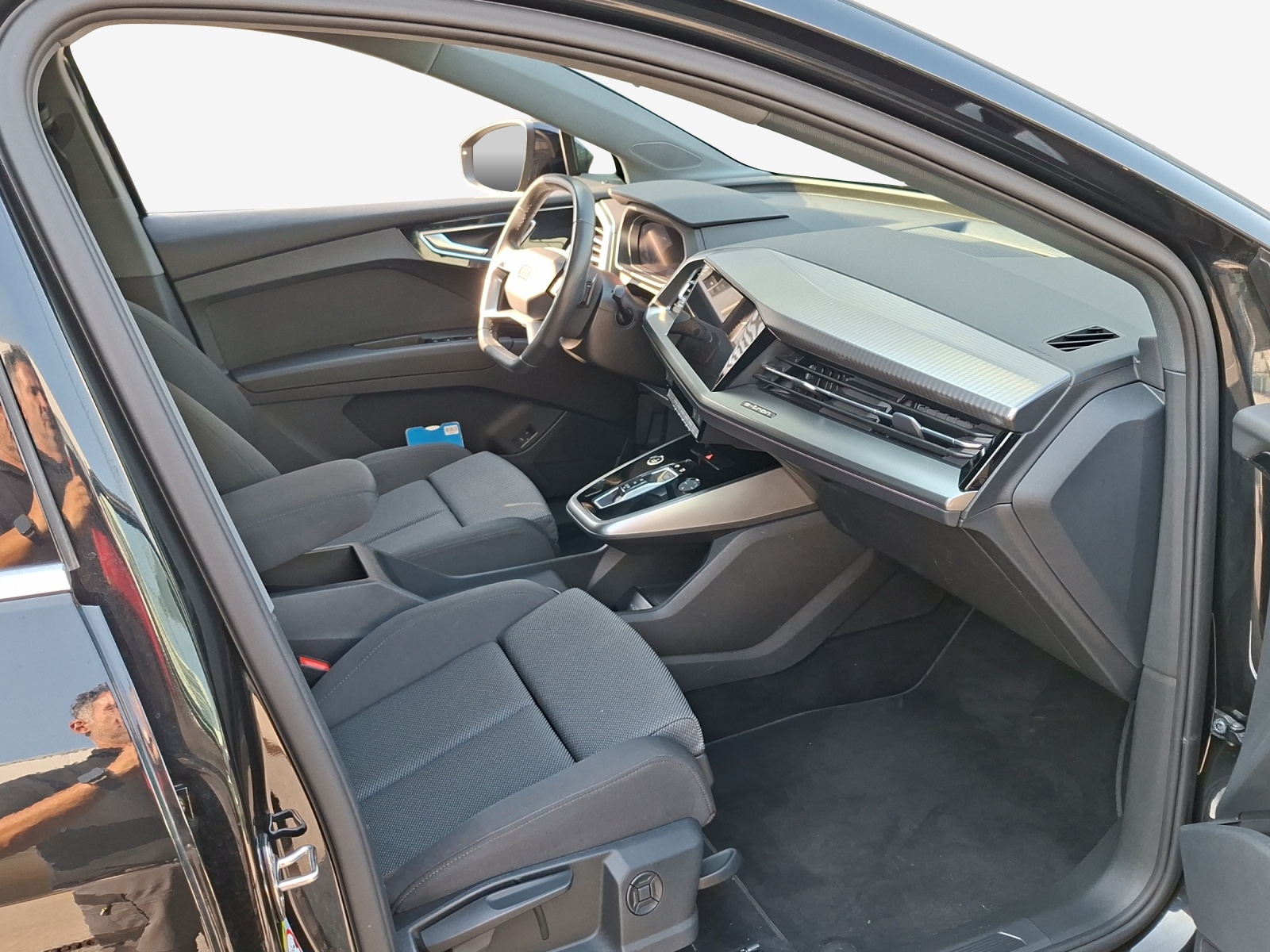 AUDI Q4 e-tron 35-image-14