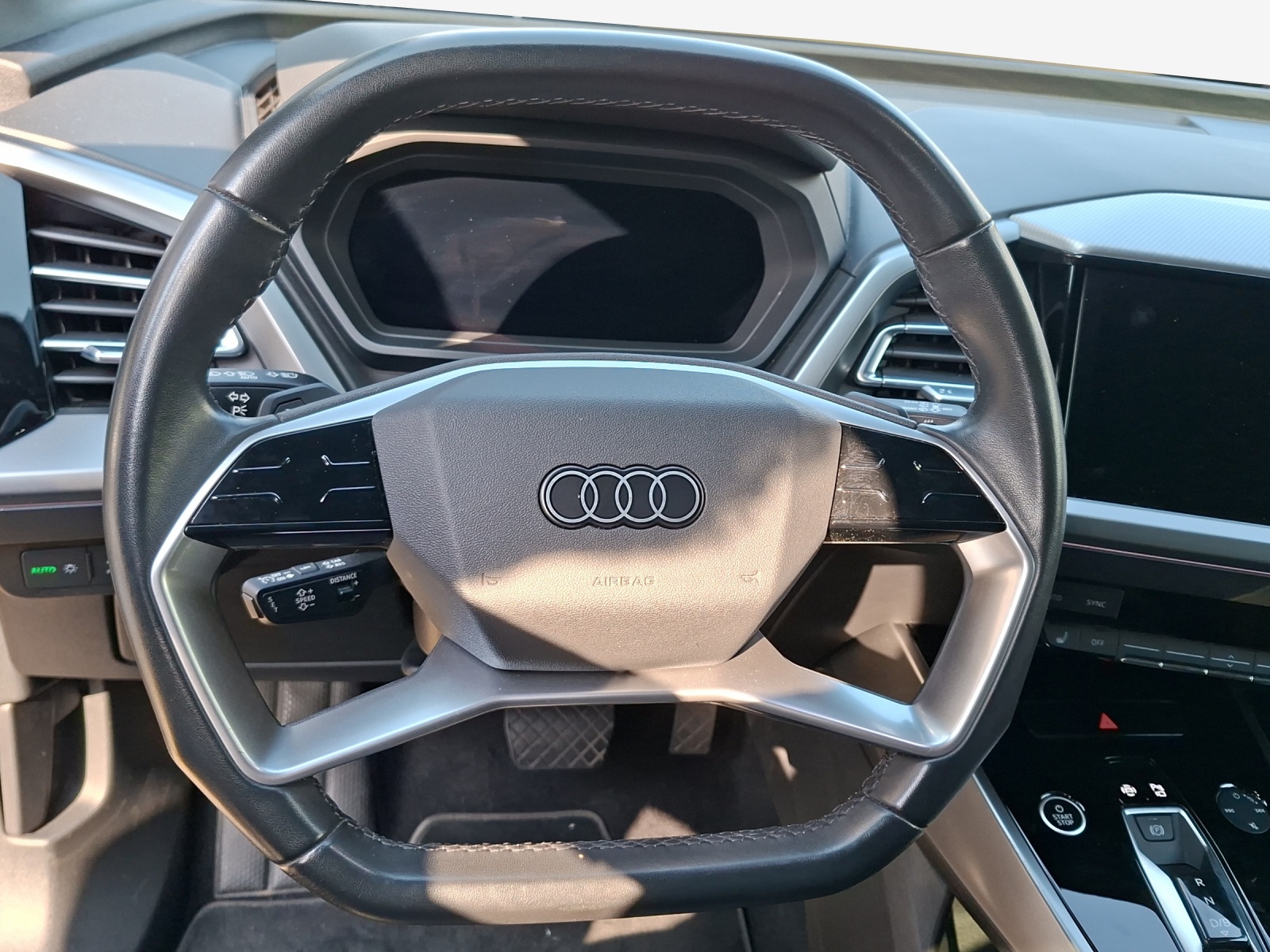 AUDI Q4 e-tron 35-image-9