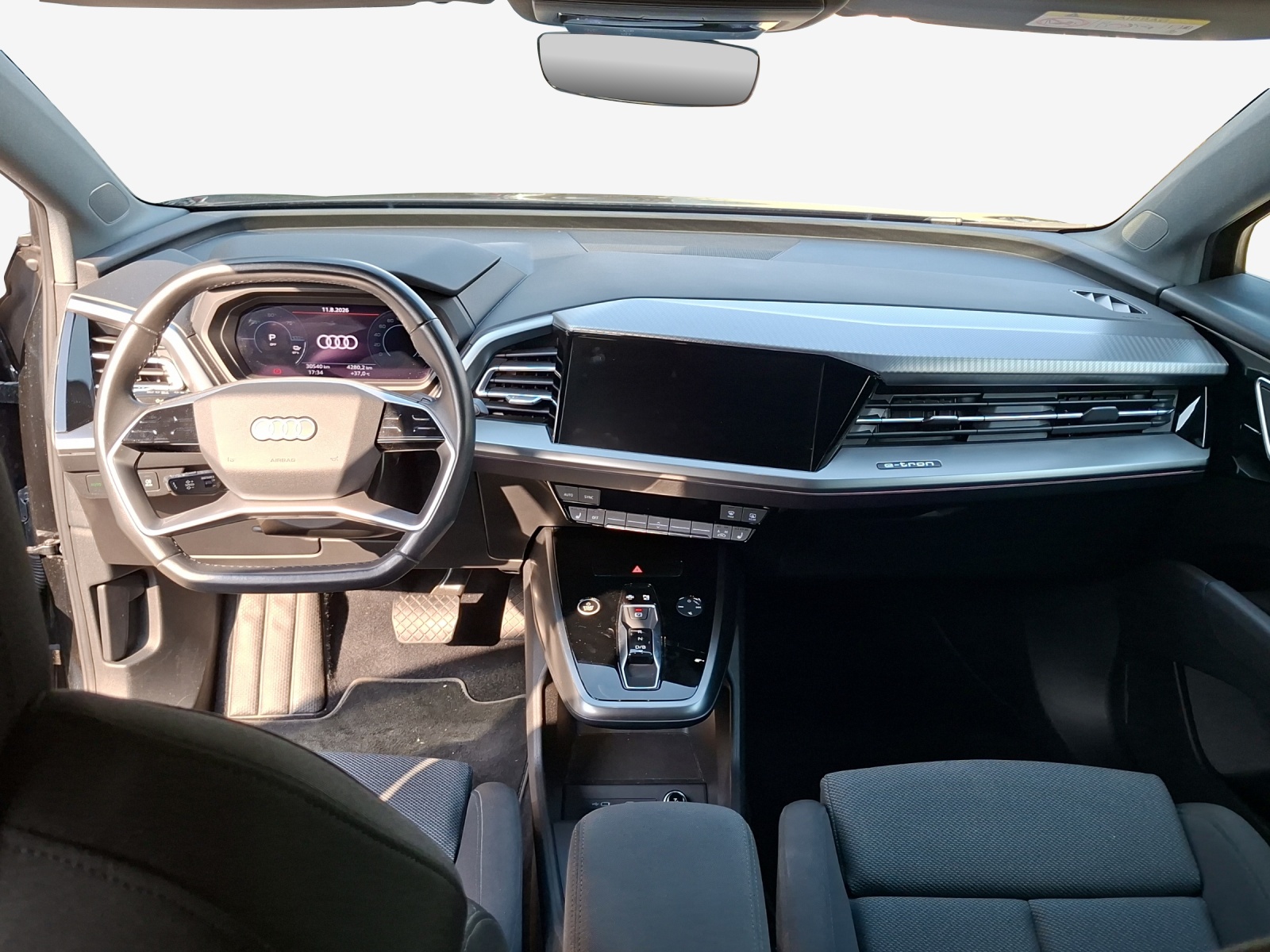 AUDI Q4 e-tron 35-image-8