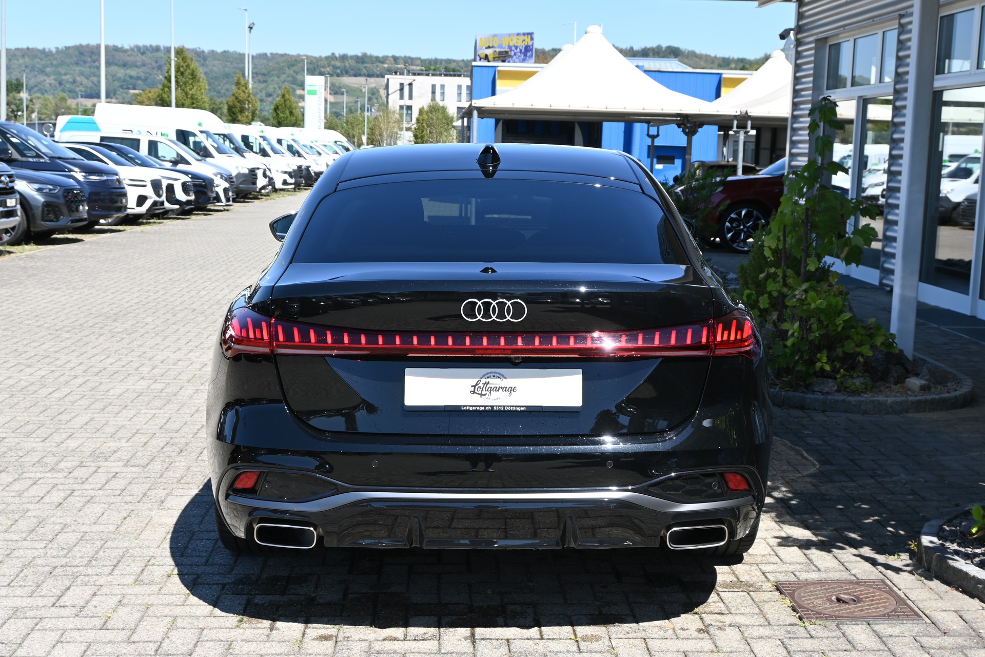 AUDI A5 Limousine 40 TFSI S Line S tronic 204PS + Werksgarantie 06.2027-showroom-element-3
