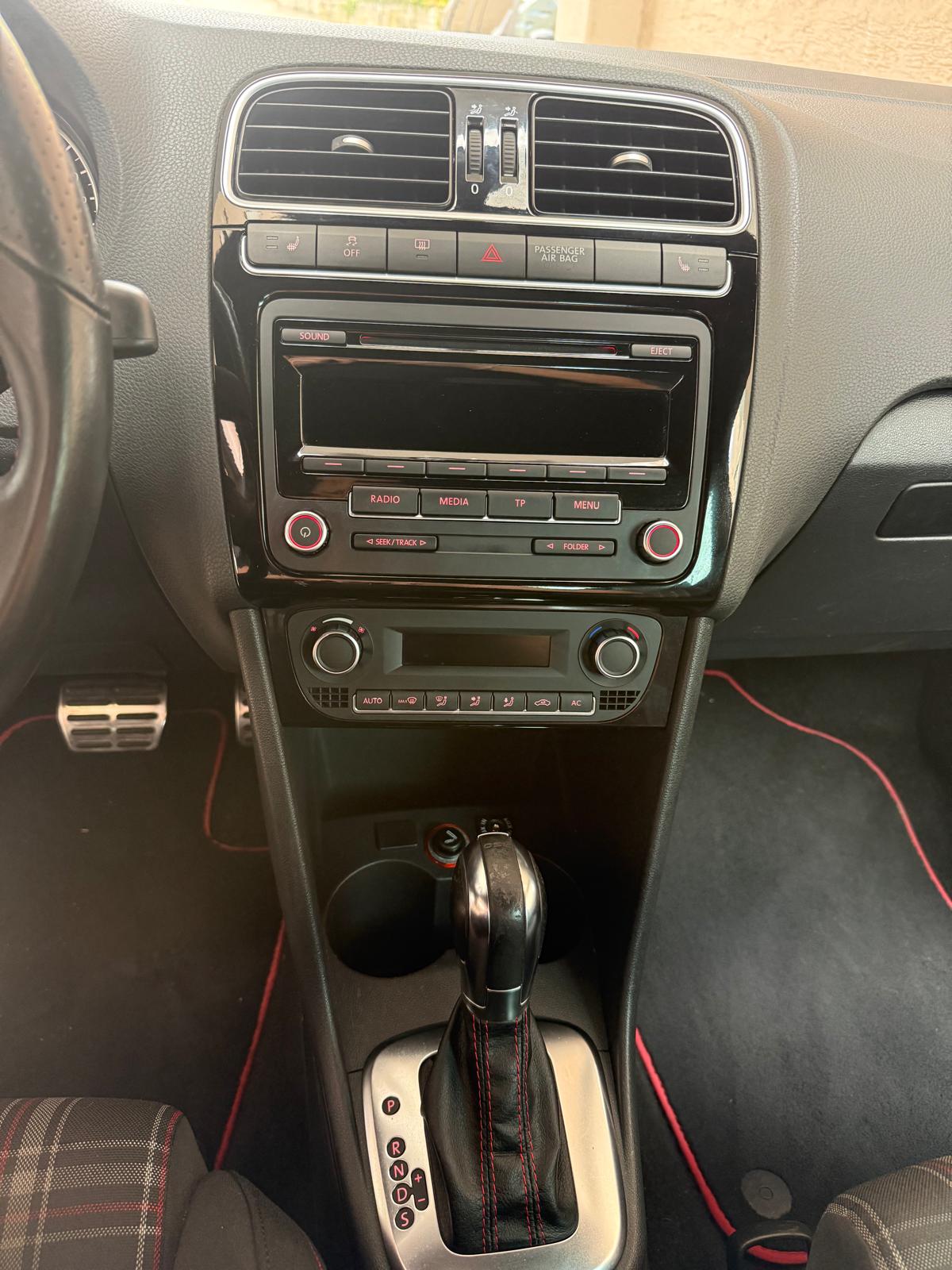 VW Polo 1.4 TSI GTI DSG-image-12