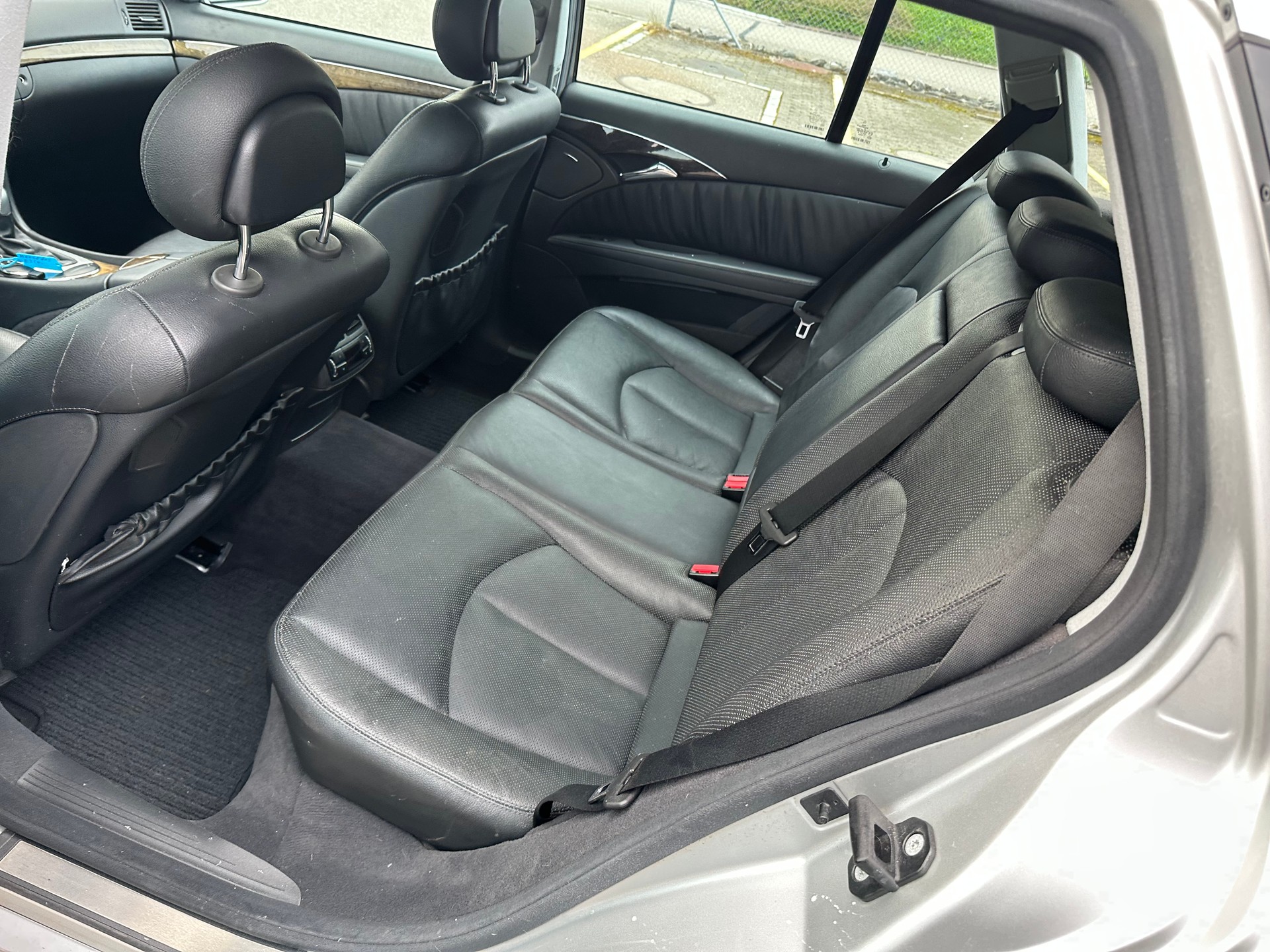 MERCEDES-BENZ E 350 Avantgarde 7G-Tronic-image-9