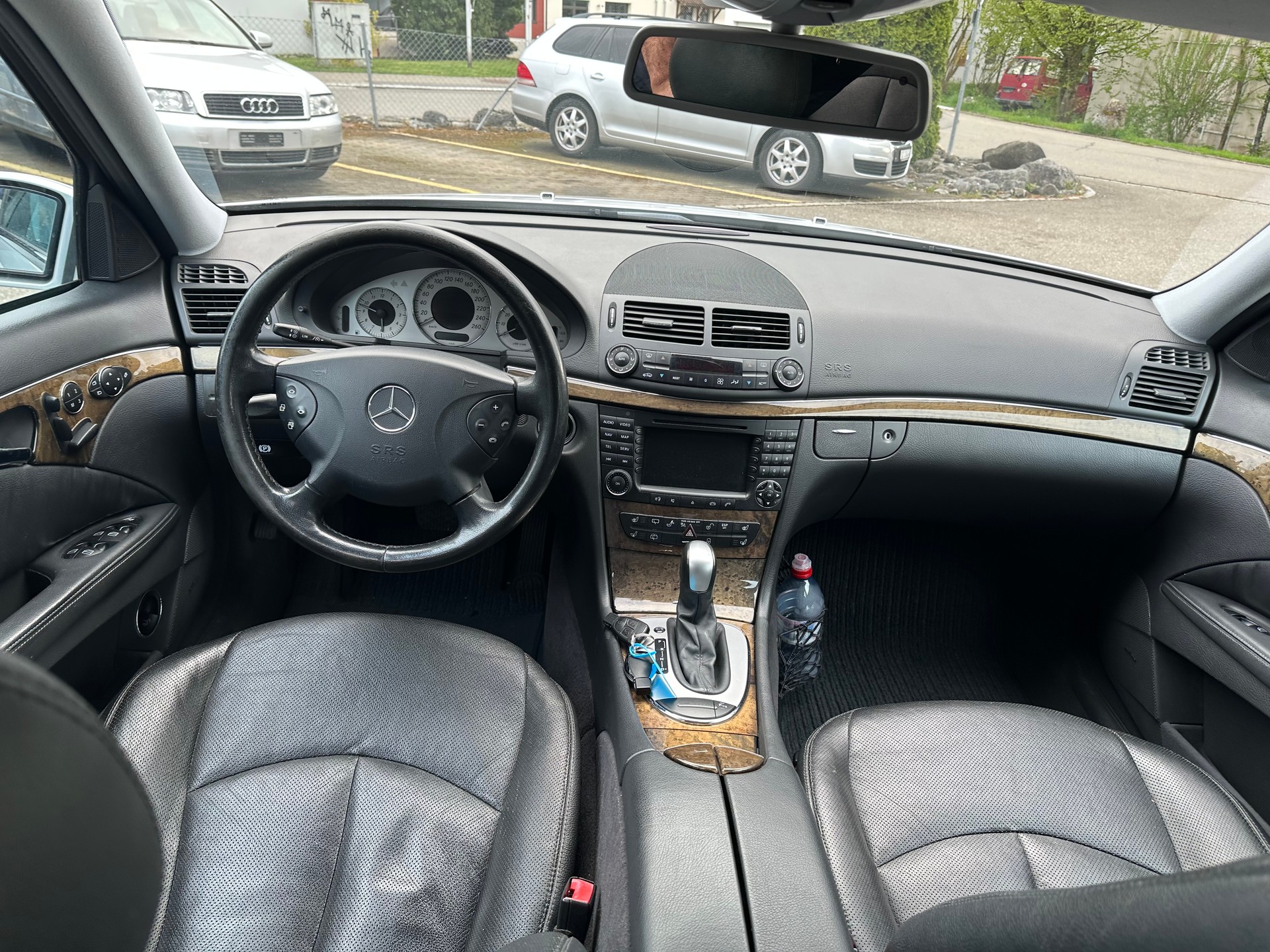 MERCEDES-BENZ E 350 Avantgarde 7G-Tronic-image-8