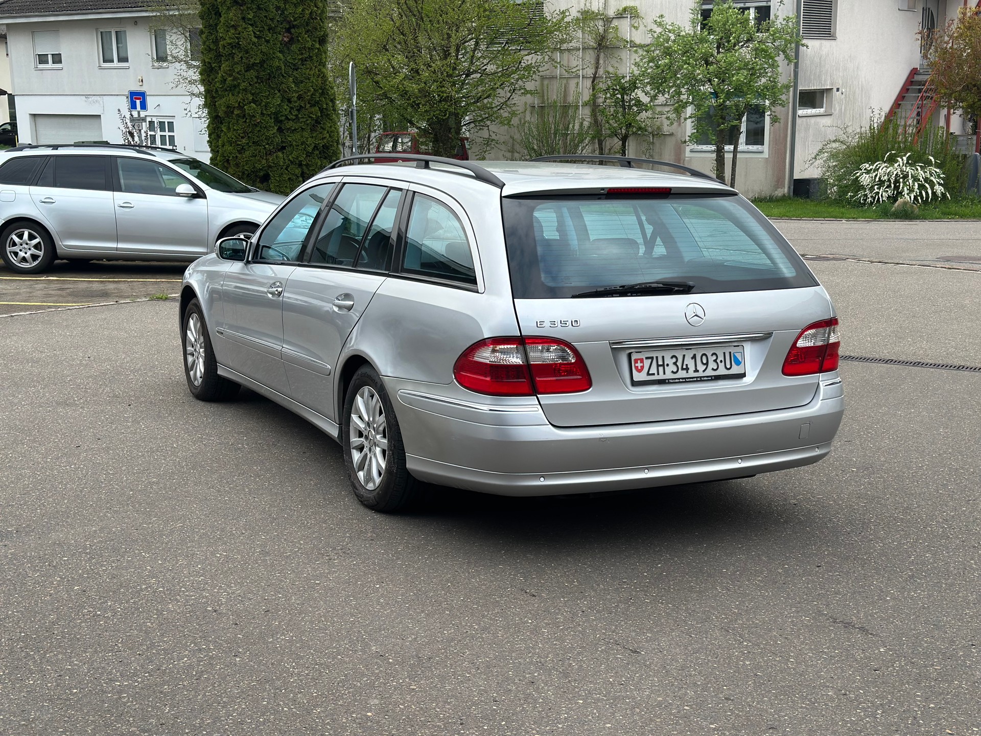 MERCEDES-BENZ E 350 Avantgarde 7G-Tronic-image-7