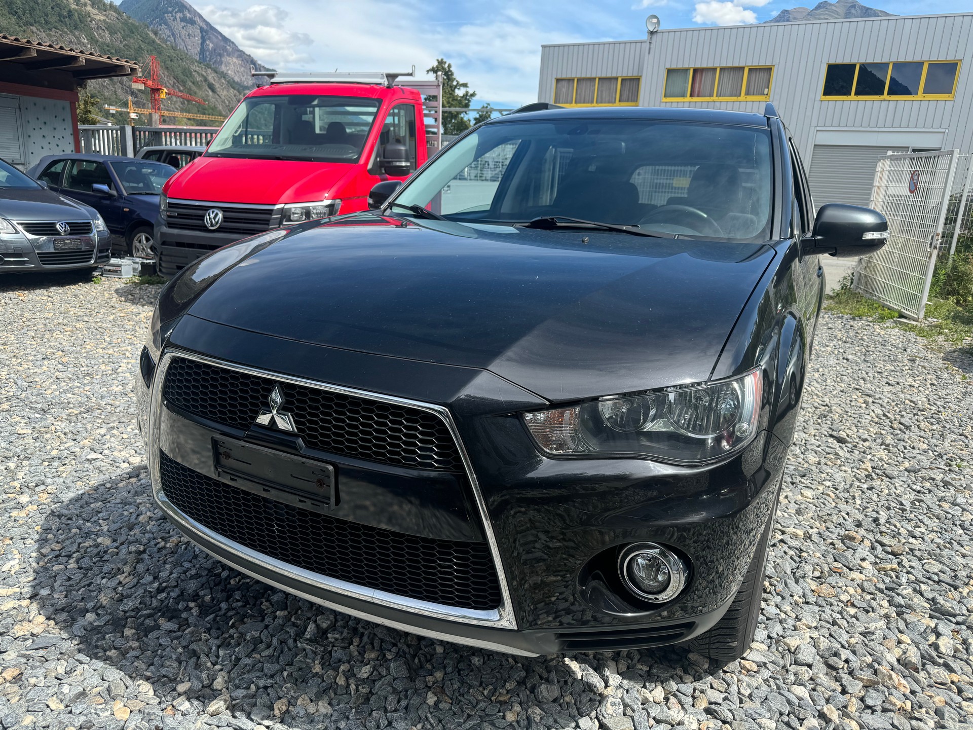 MITSUBISHI Outlander 2.2 DID Jubilé35 4WD-image-6