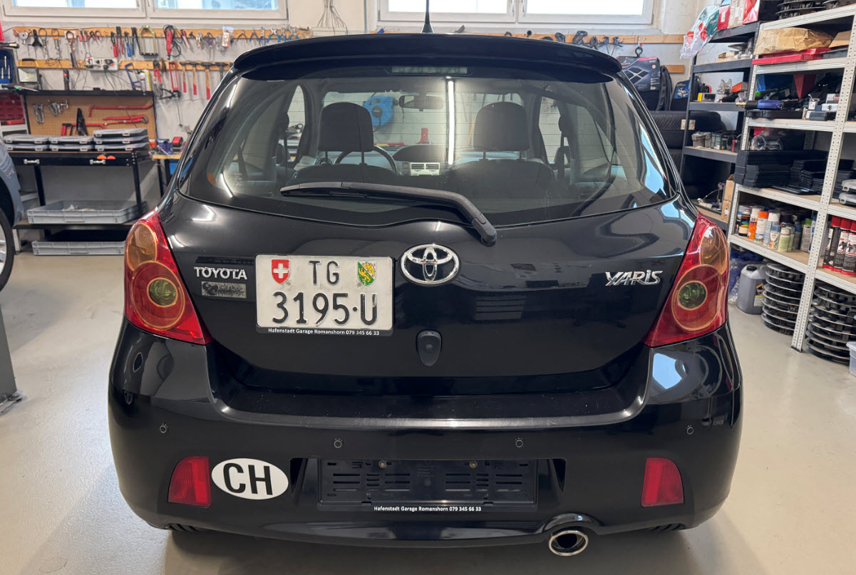 TOYOTA Yaris 1.8 TS-image-8
