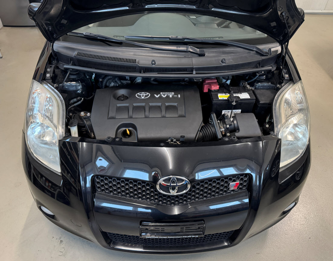 TOYOTA Yaris 1.8 TS-image-6