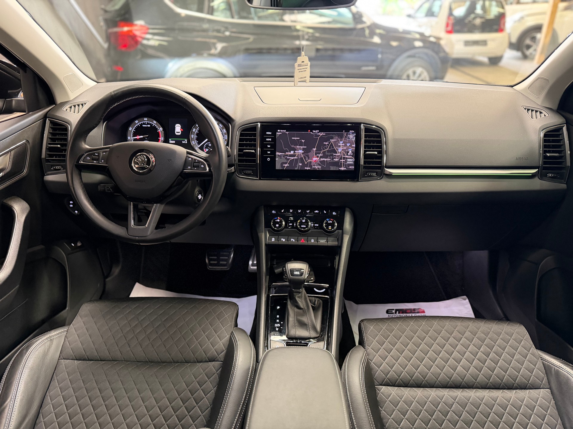 SKODA Karoq 1.5 TSI ACT SportLine DSG-image-7