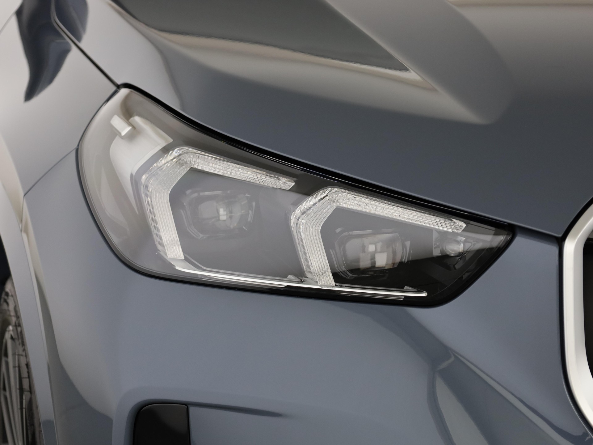 BMW X1 23i xDrive paddles-image-5