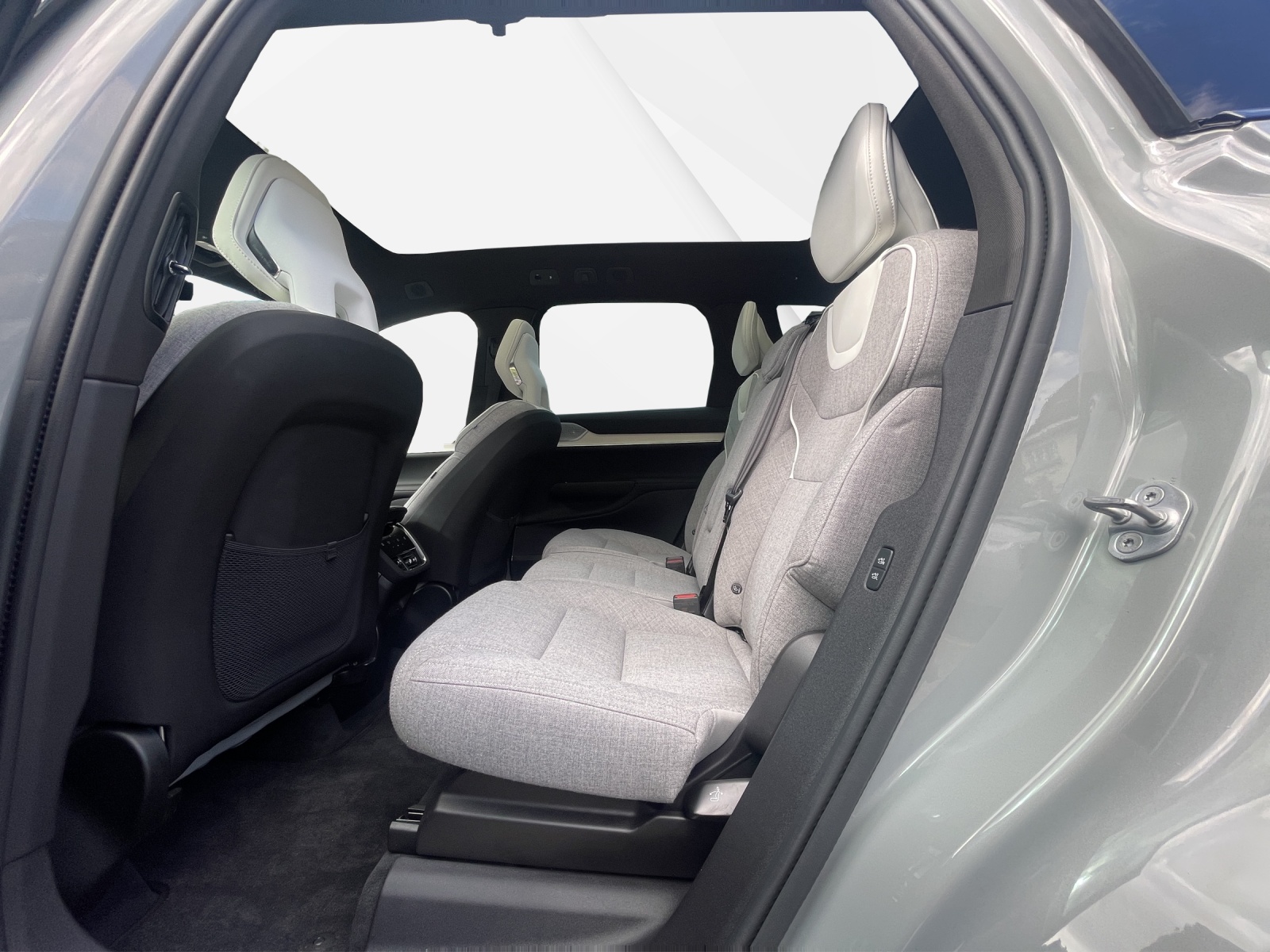 VOLVO EX 90 Twin Performance Ultra AWDD-image-13