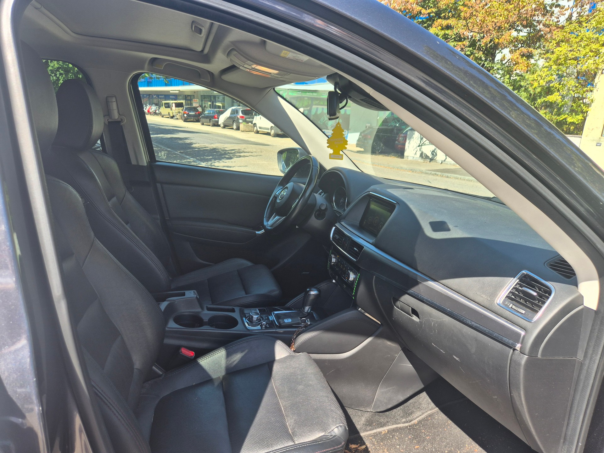MAZDA CX-5 2.2 D HP Revolution AWD Automatic-image-7