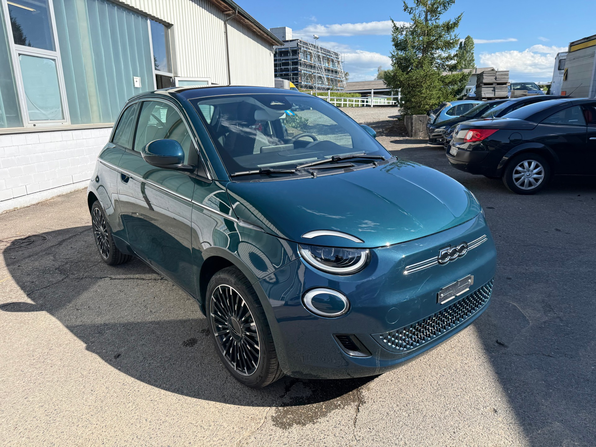 FIAT 500 electric 87 kW Icon-image-1