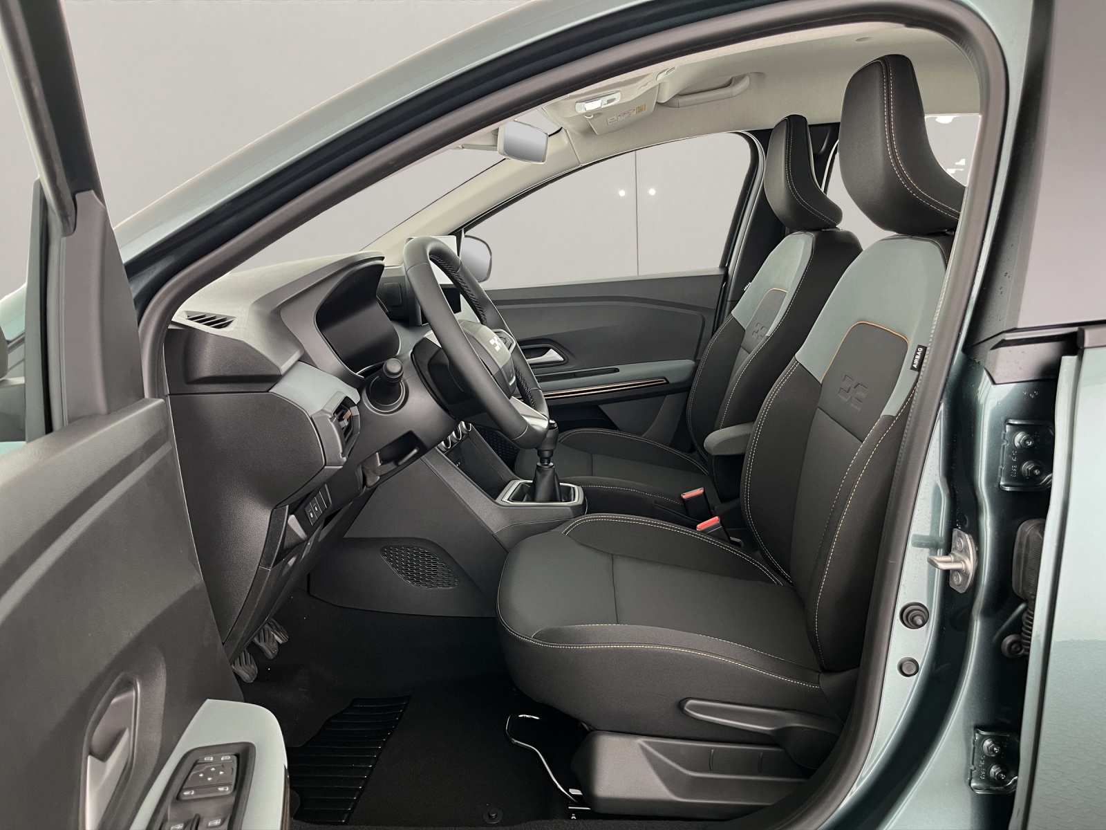 DACIA Sandero 1.0 TCe 110 Stepway Extreme-image-7