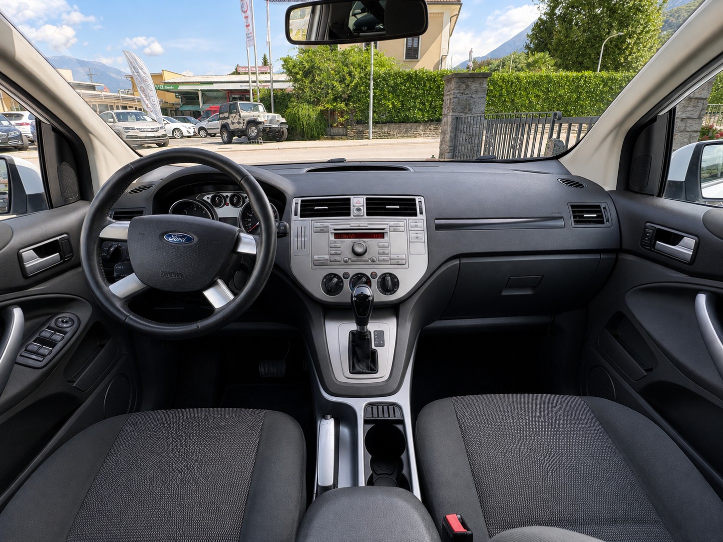 FORD Kuga 2.0 TDCi Carving 4WD PowerShift-image-12