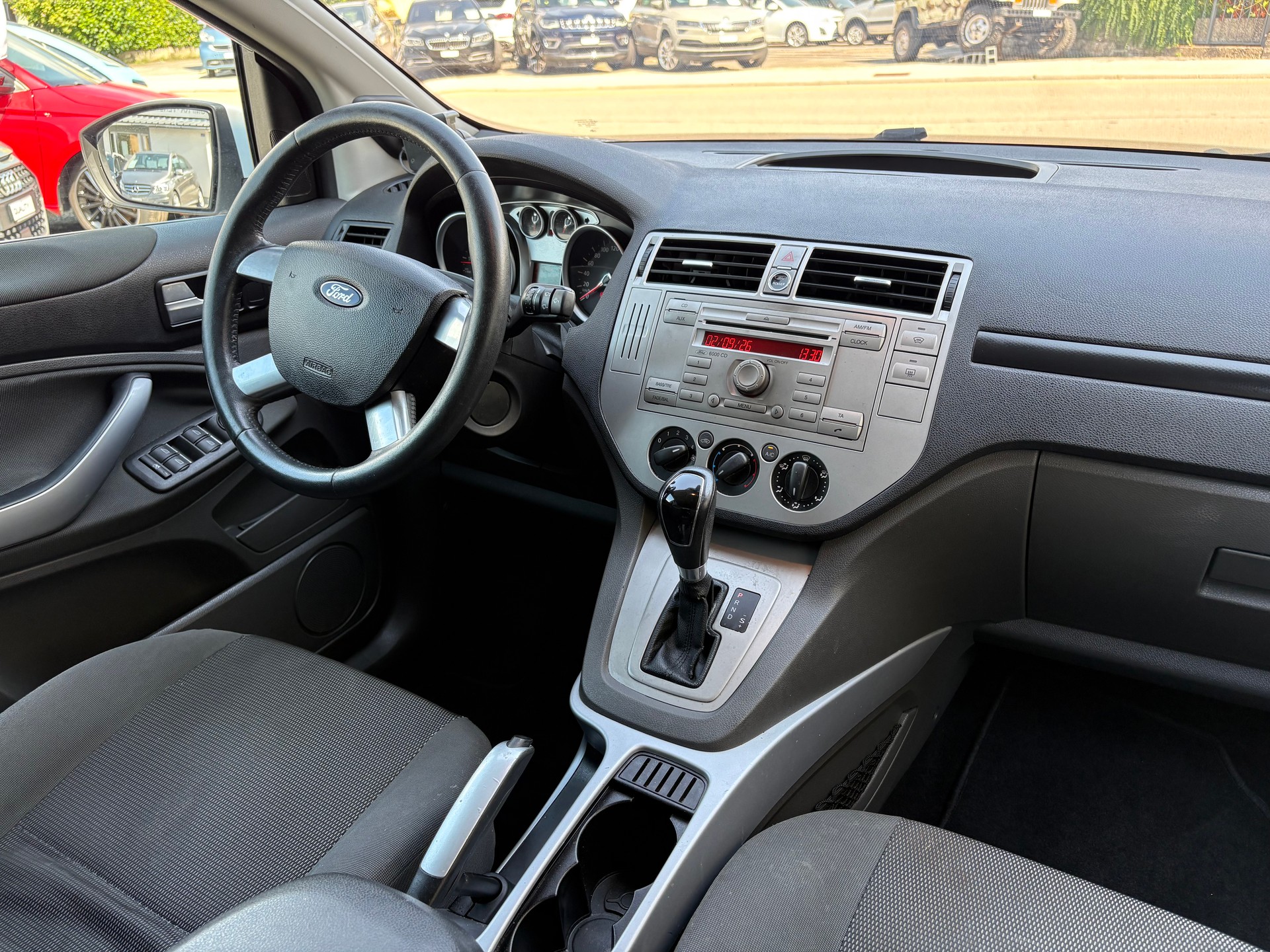 FORD Kuga 2.0 TDCi Carving 4WD PowerShift-image-9