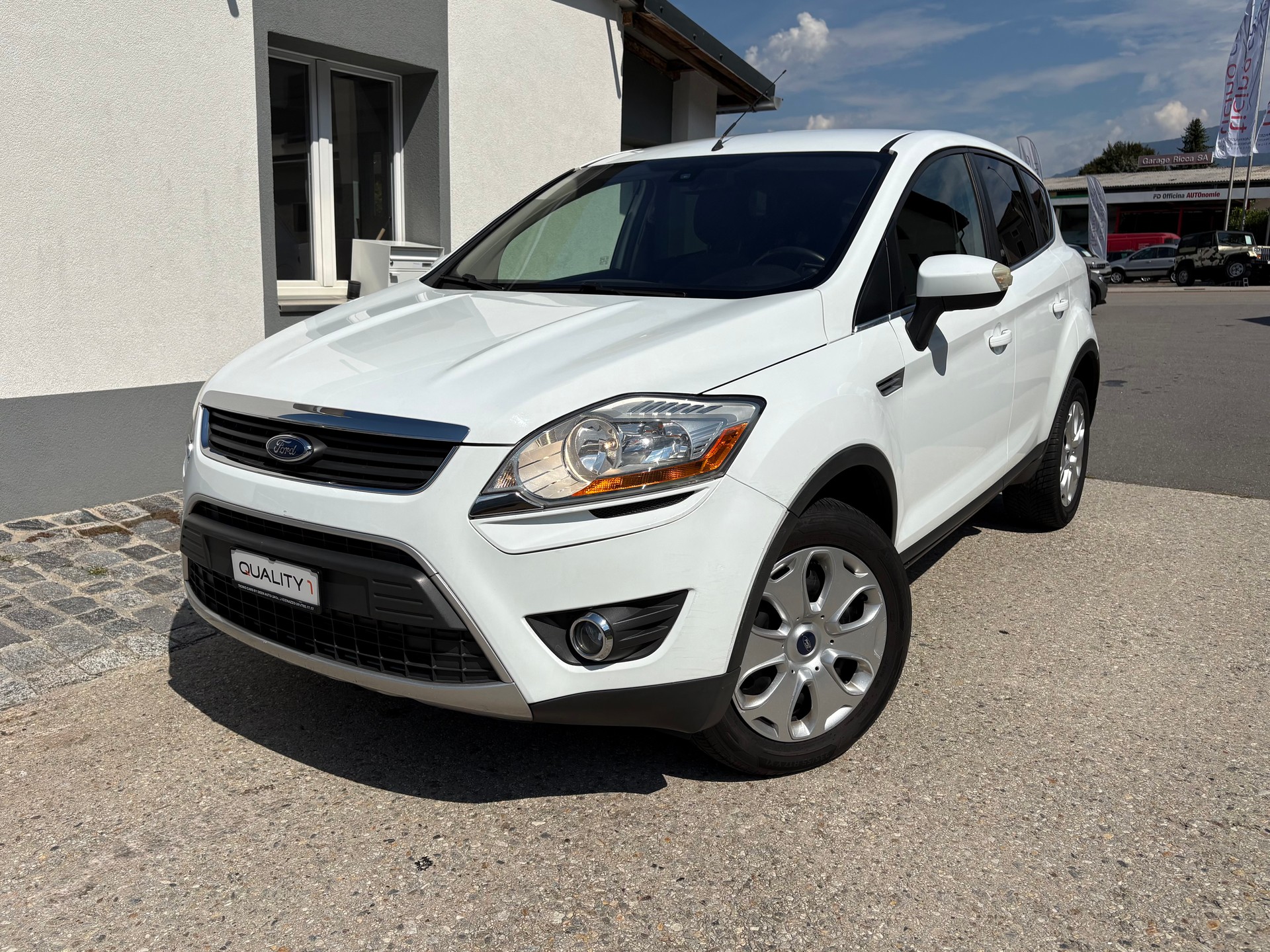 FORD Kuga 2.0 TDCi Carving 4WD PowerShift-image-1