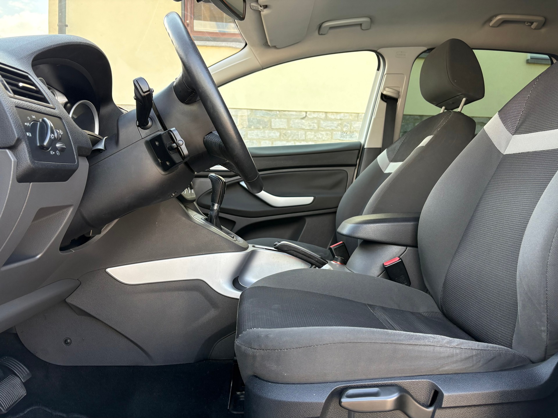 FORD Kuga 2.0 TDCi Carving 4WD PowerShift-image-10
