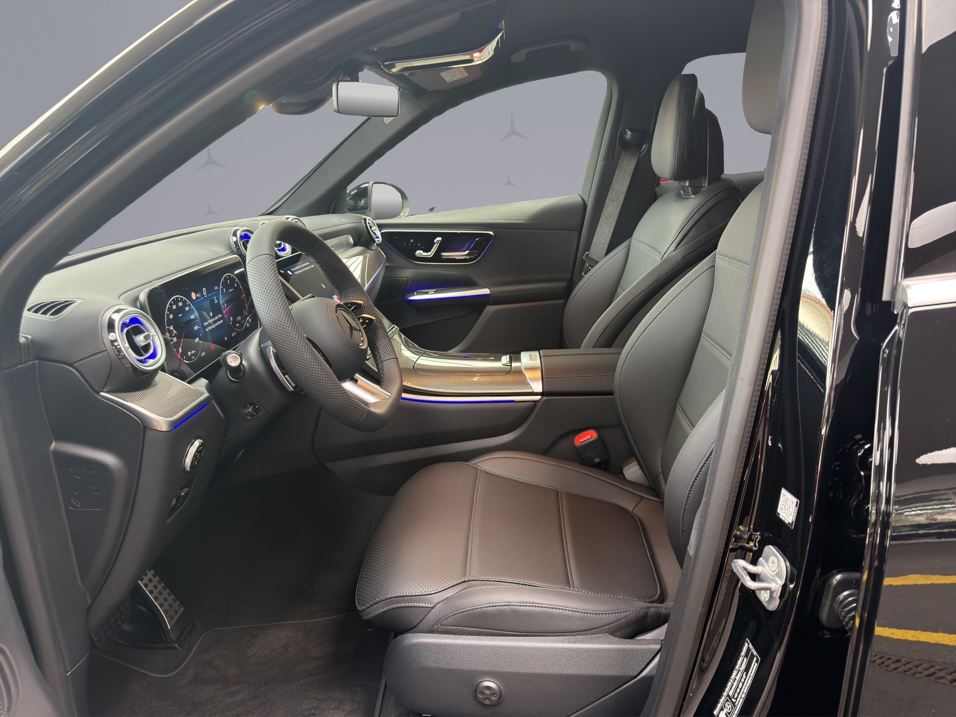 MERCEDES-BENZ GLC 220 d AMG Line 4matic-image-9