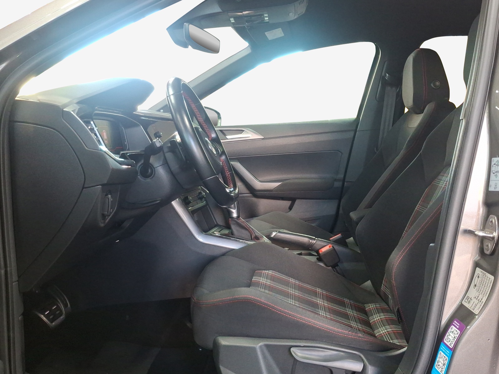 VW Polo 2.0 TSI GTI DSG-image-7
