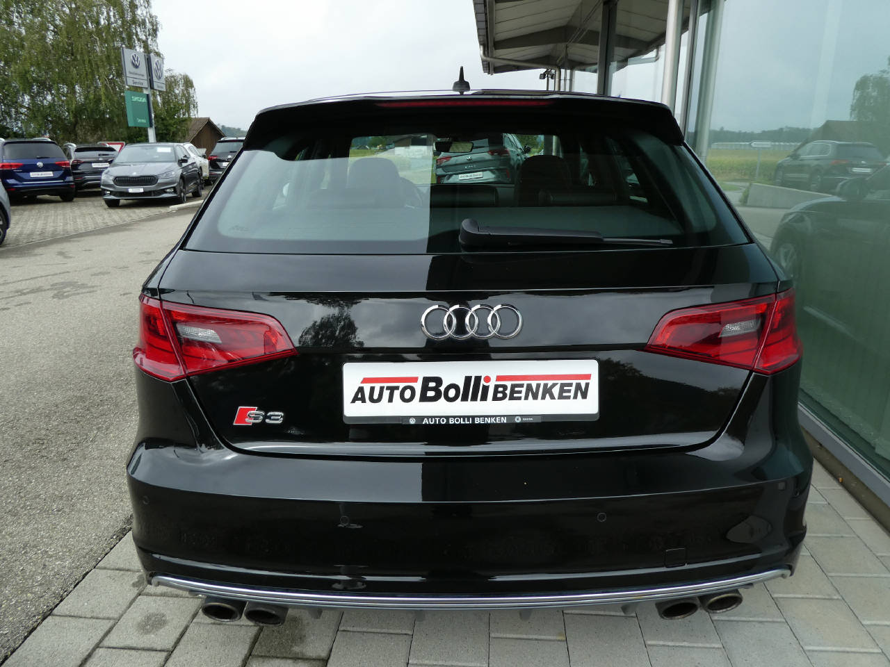 AUDI S3 Sportback 2.0 T FSI quattro S-Tronic-image-5