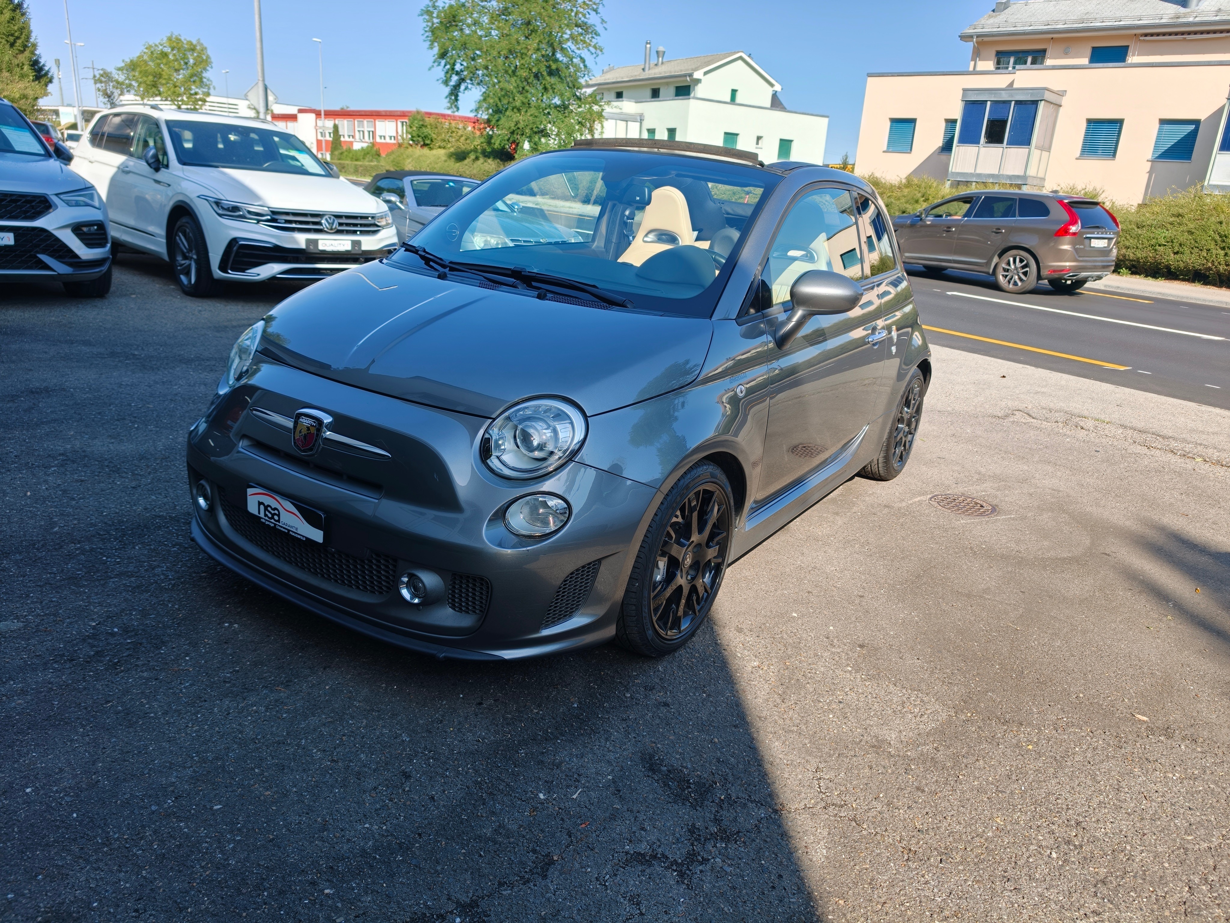 Car photo