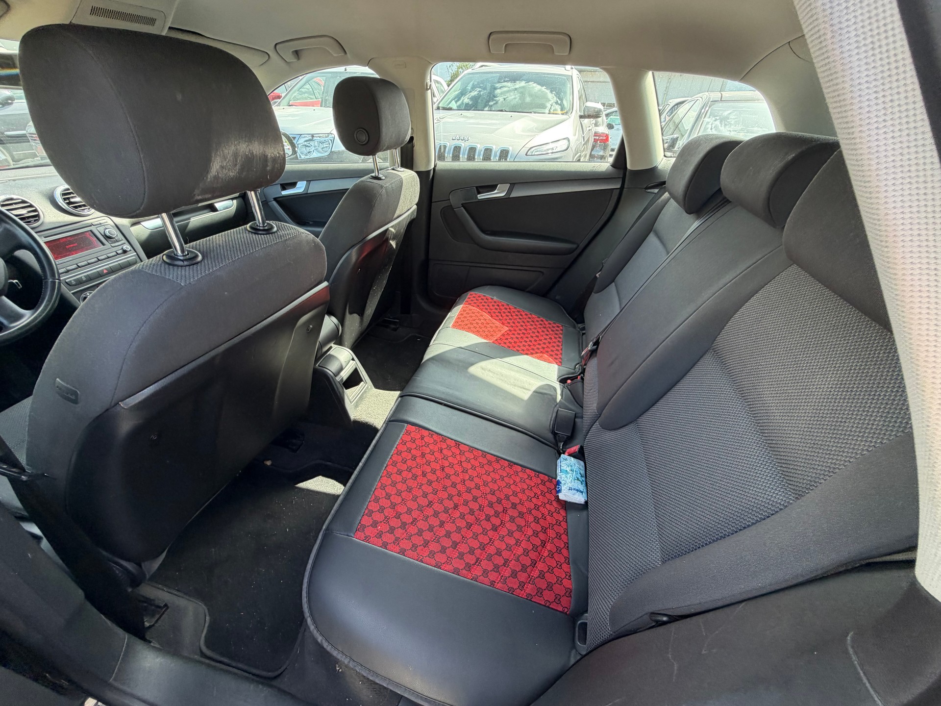 AUDI A3 Sportback 1.4 TFSI Ambition-image-8