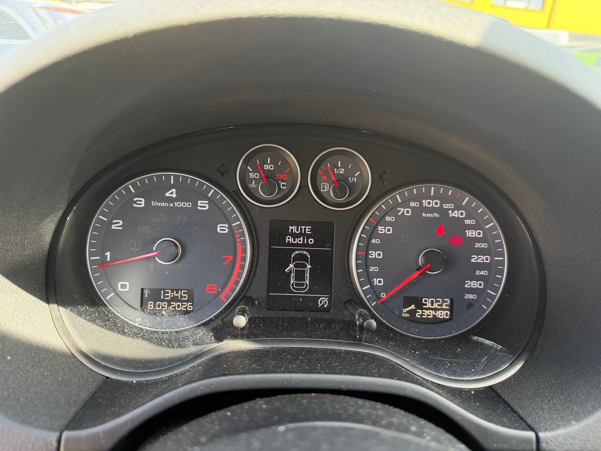 AUDI A3 Sportback 1.4 TFSI Ambition-image-11