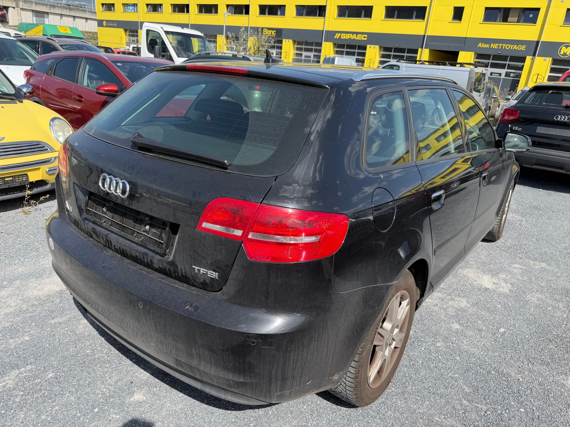 AUDI A3 Sportback 1.4 TFSI Ambition-image-4