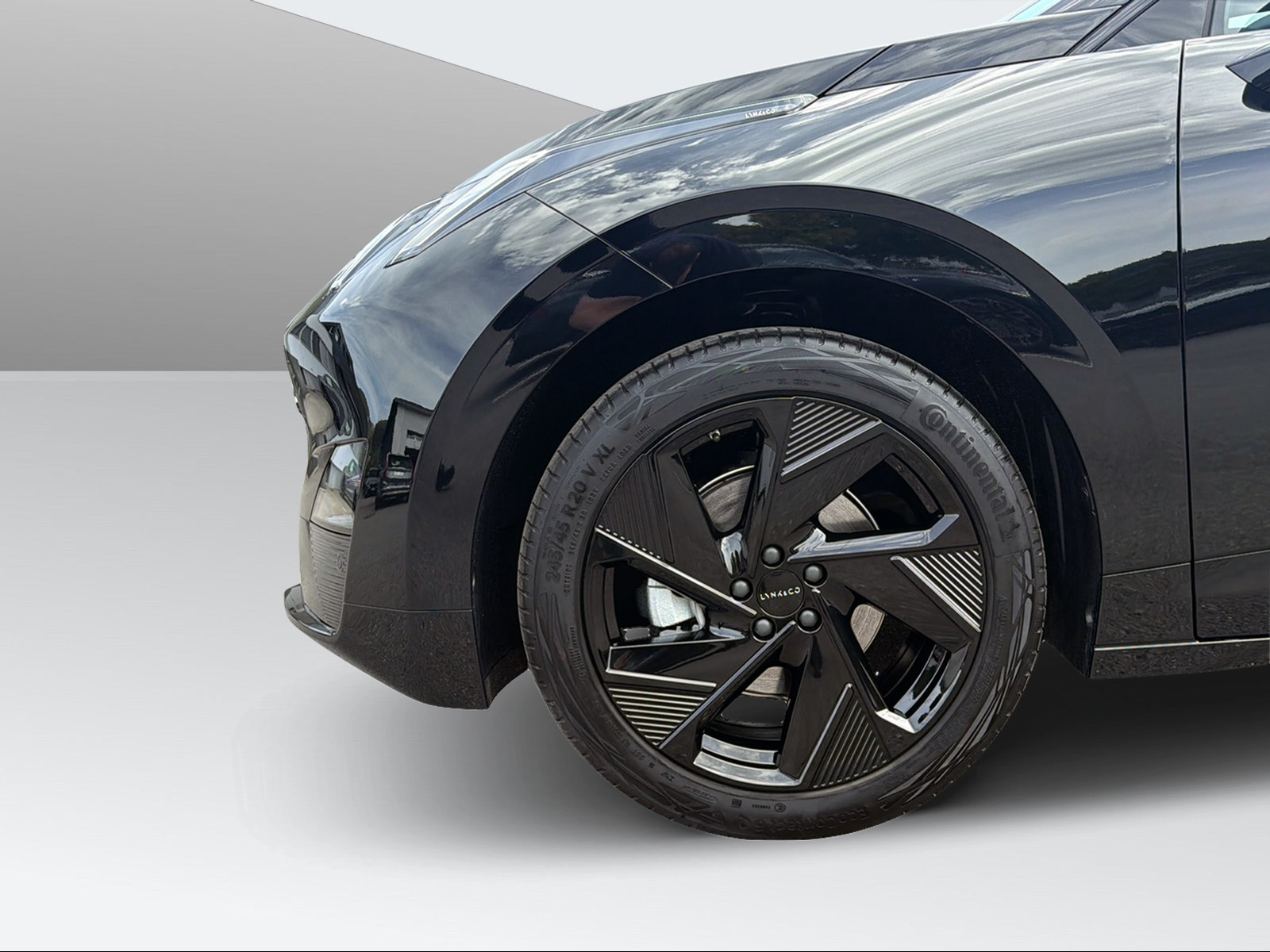 LYNK & CO 02 More-image-8