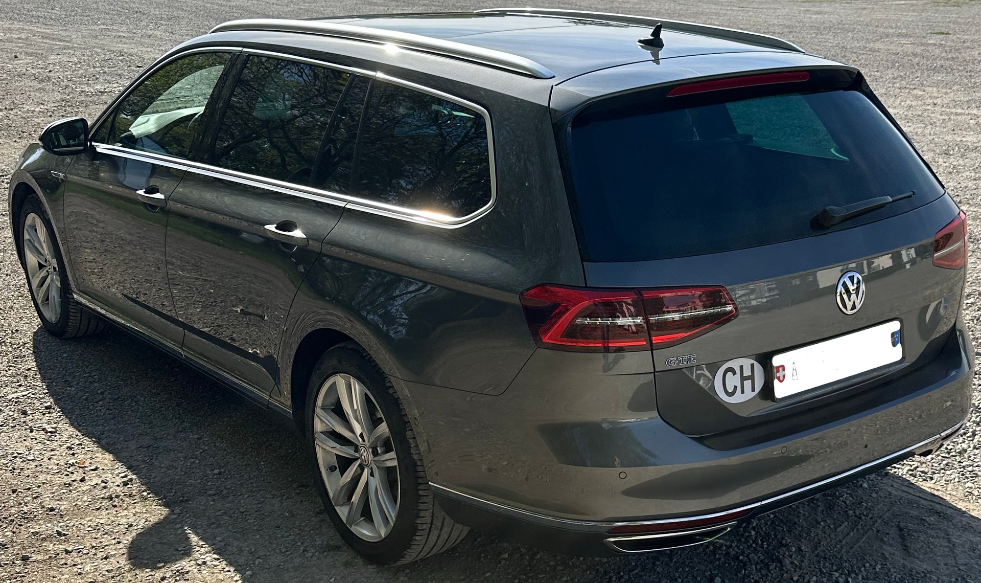 VW 1.4 TSI Plug-In-Hybrid GTE DSG-image-3