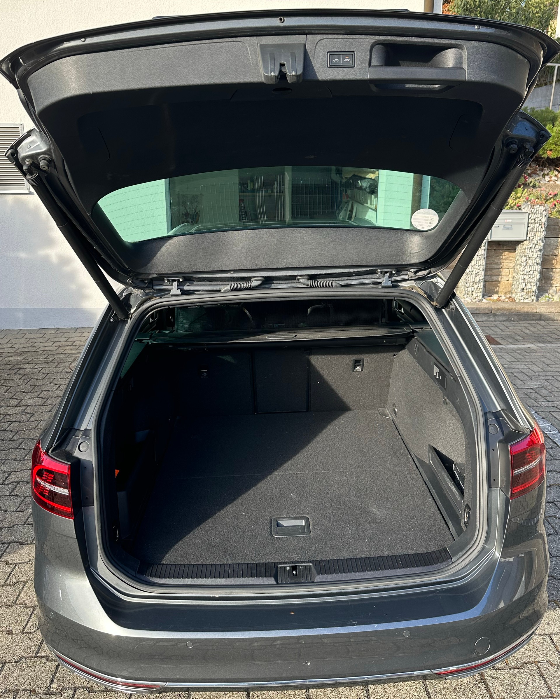 VW 1.4 TSI Plug-In-Hybrid GTE DSG-image-4