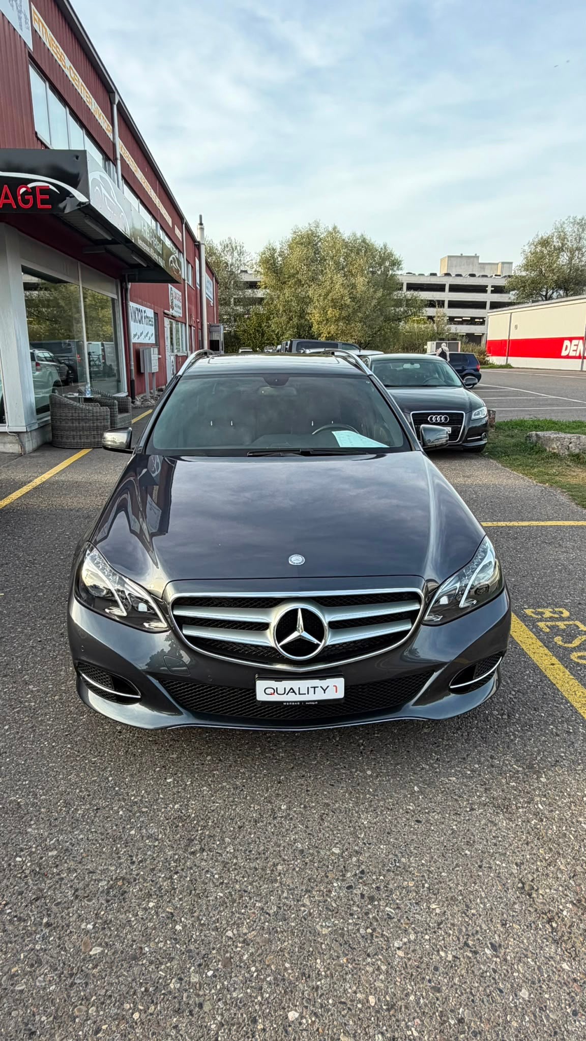 MERCEDES-BENZ E 200 BlueTEC Avantgarde 7G-Tronic