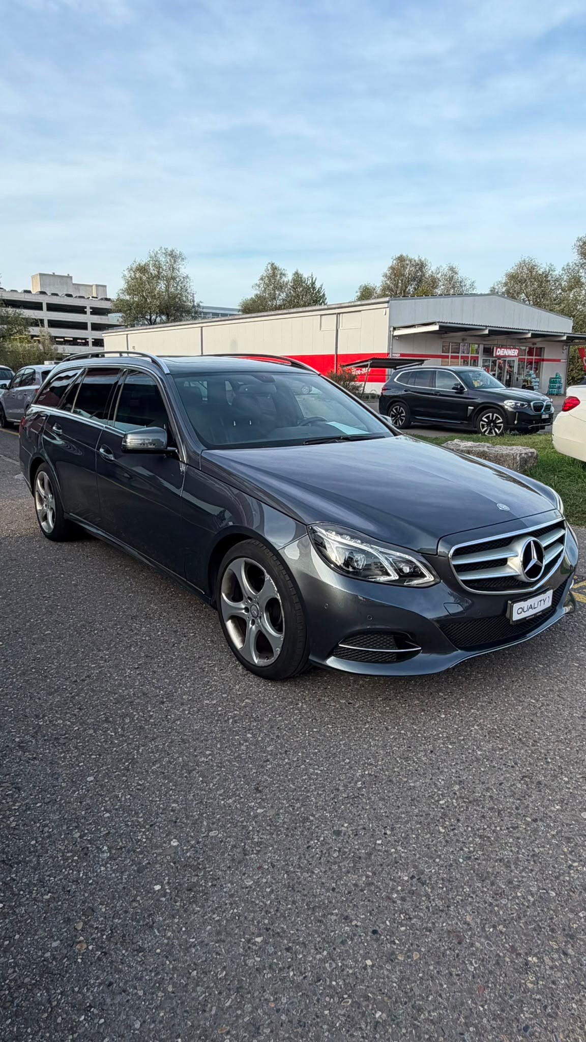MERCEDES-BENZ E 200 BlueTEC Avantgarde 7G-Tronic-image-2