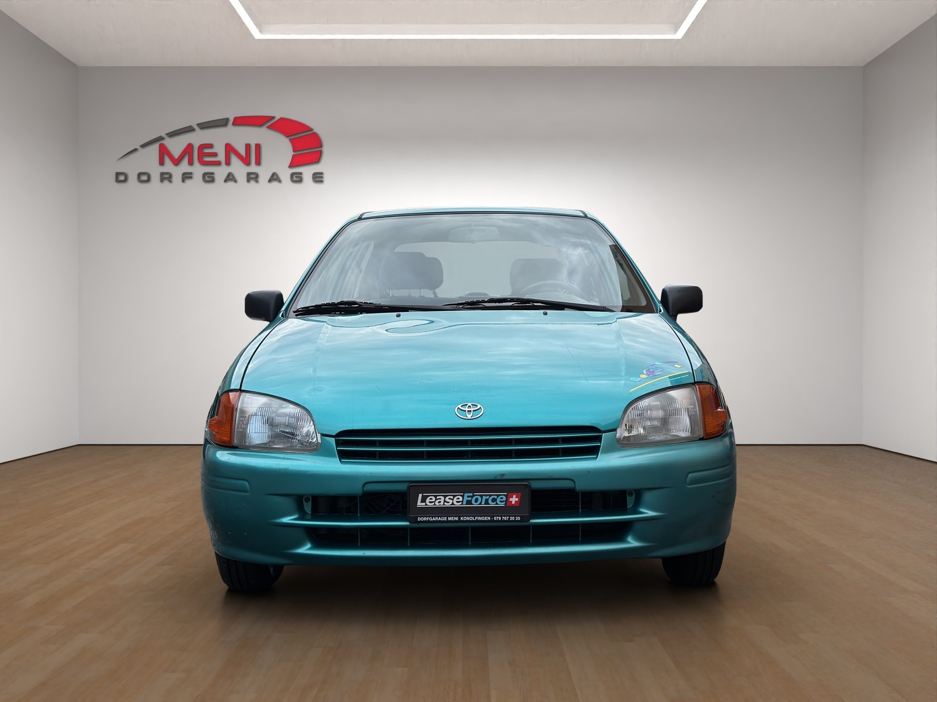 TOYOTA Starlet 1.3-image-1