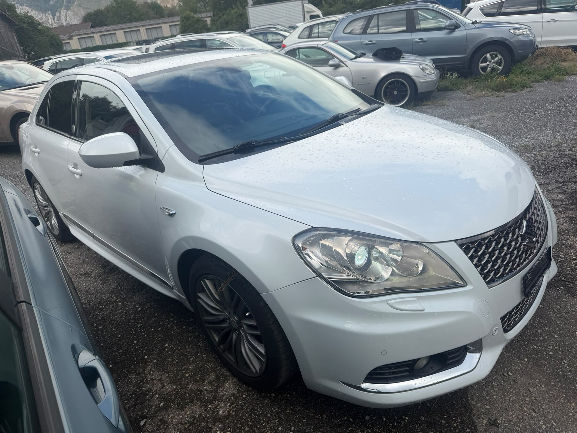 SUZUKI Kizashi 2.4 4WD CVT-image-11