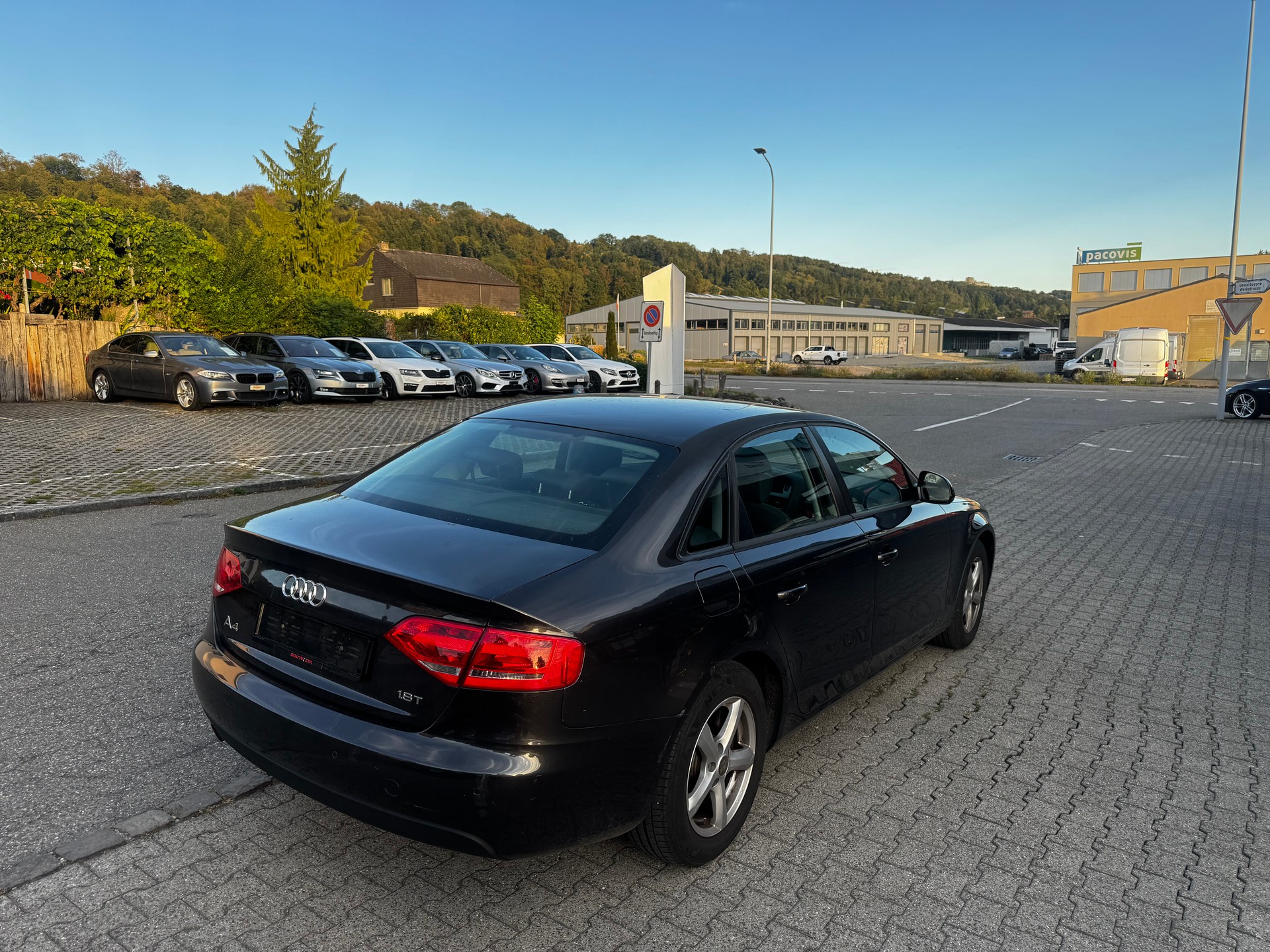 AUDI A4 Limousine 1.8 TFSI-image-3