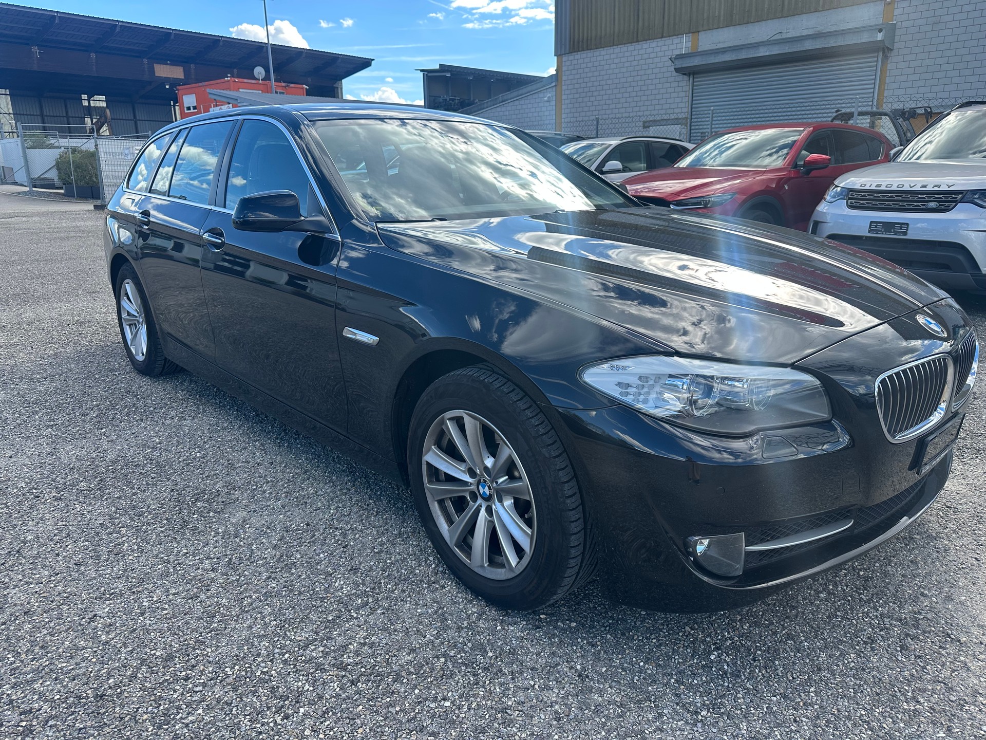 BMW 528i xDrive Touring Steptronic-image-1