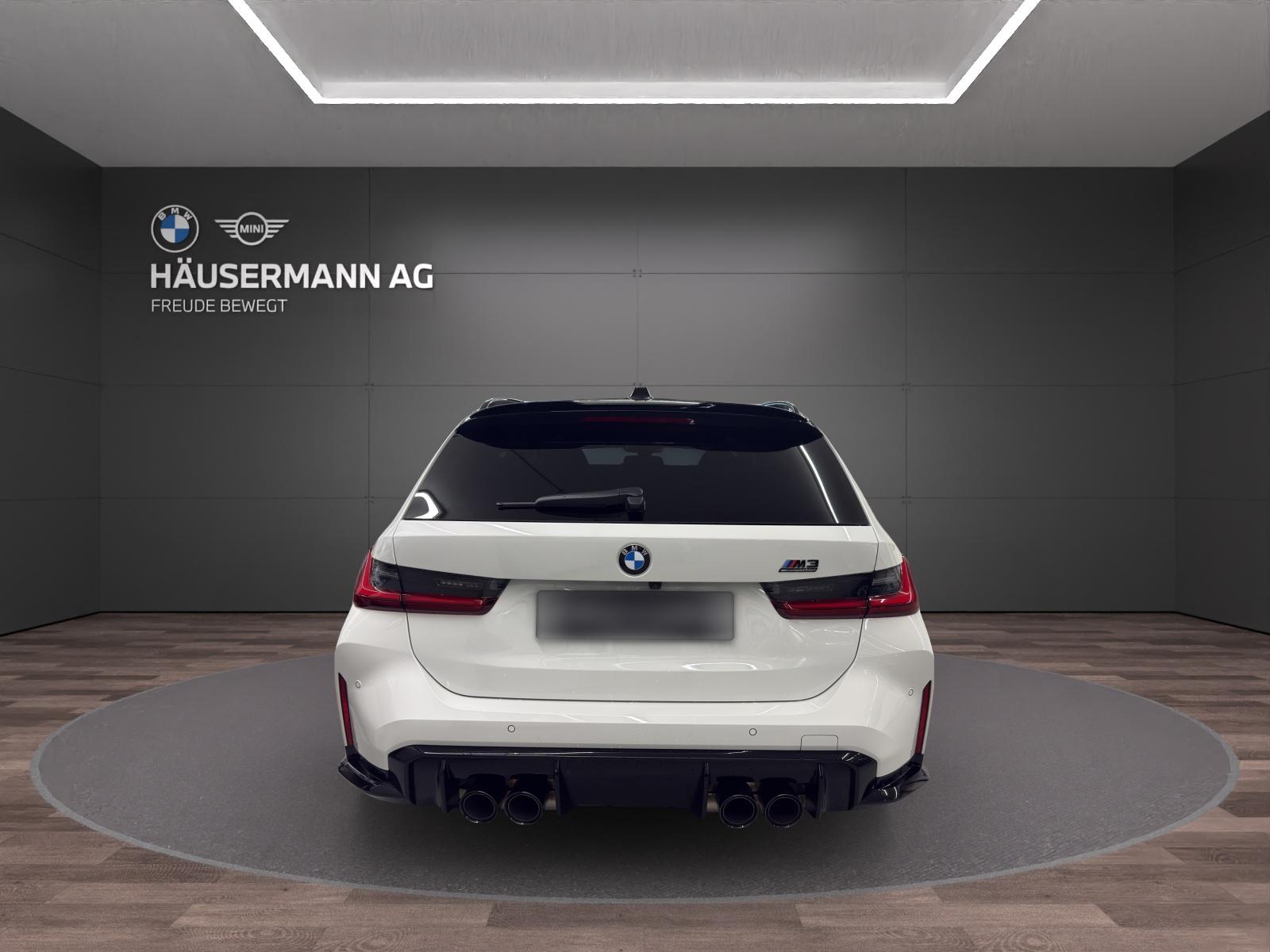 BMW M3 Competition xDrive Touring-image-5
