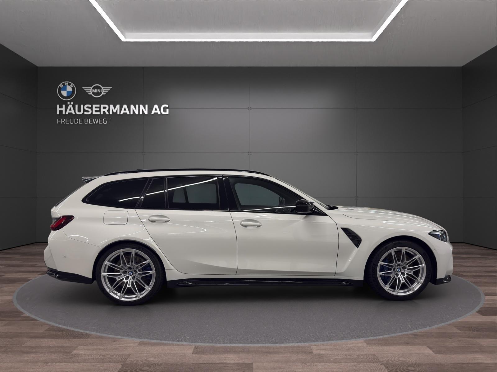BMW M3 Competition xDrive Touring-image-3