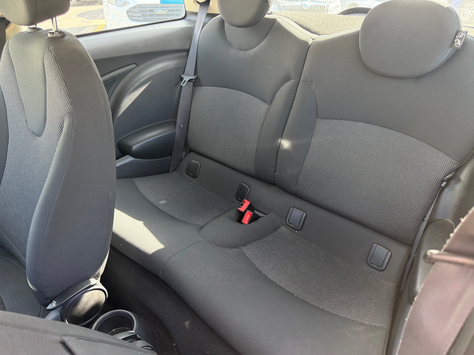 MINI One Steptronic-image-6
