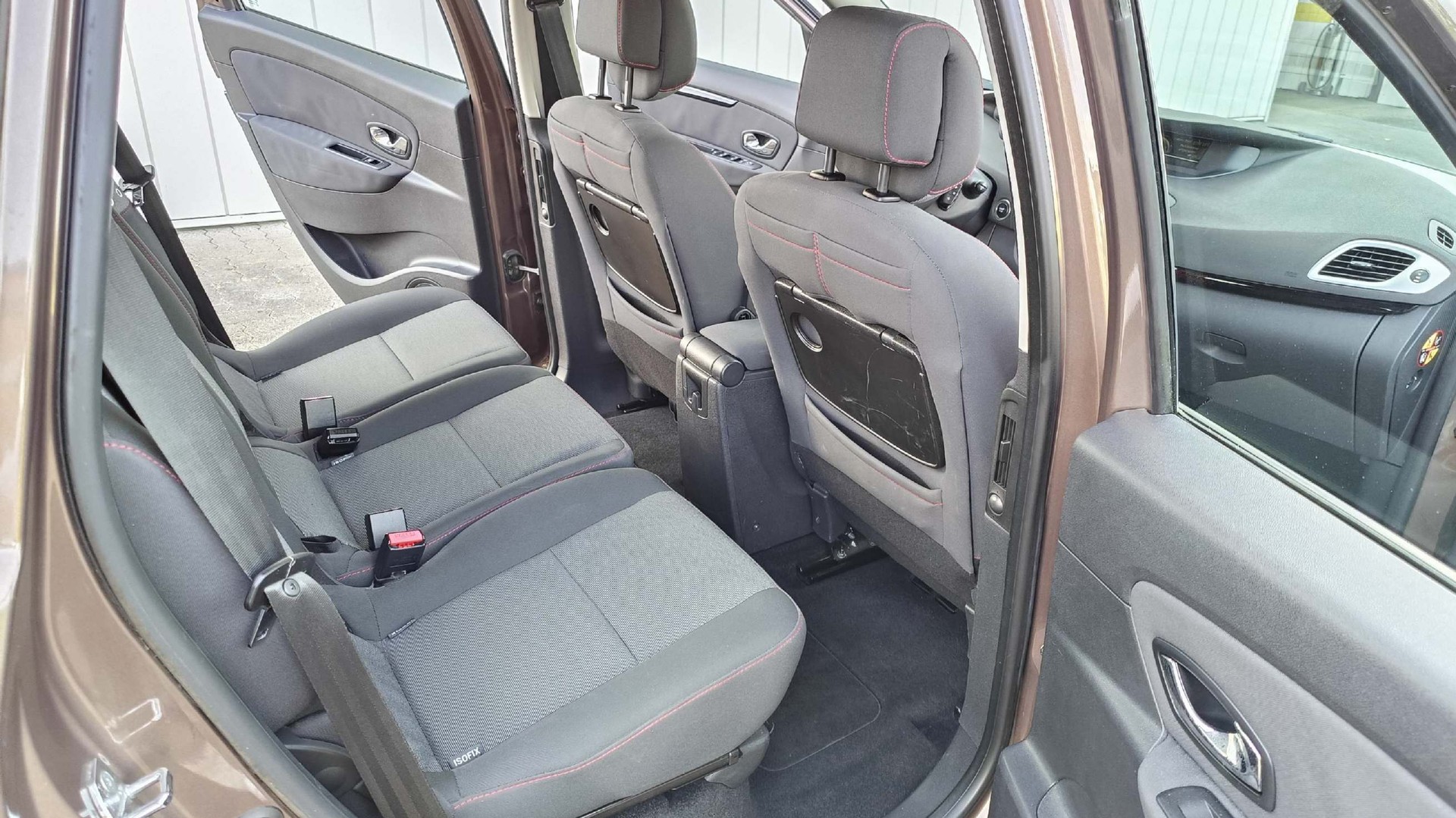 RENAULT Scénic 1.6 110 Expression-image-10