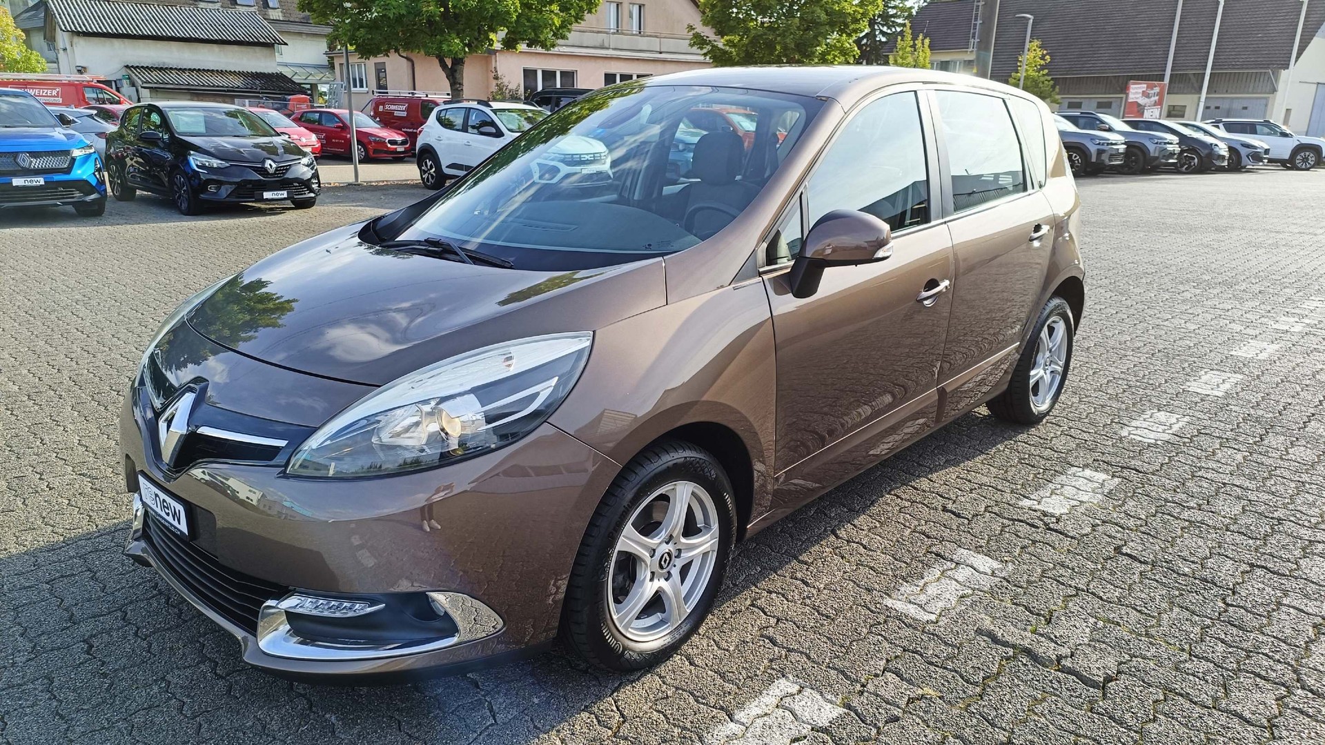RENAULT Scénic 1.6 110 Expression-image-0