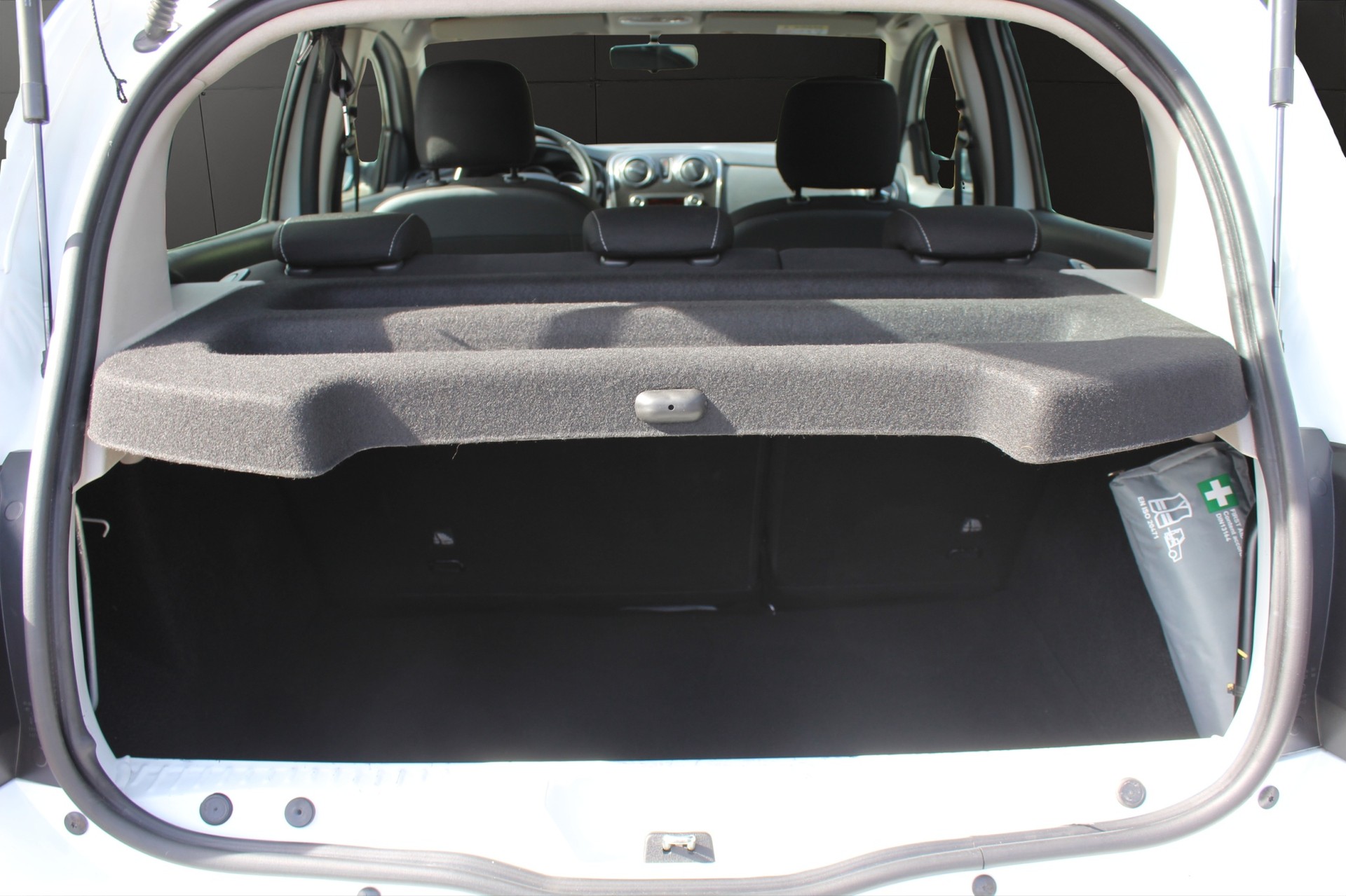 DACIA Sandero 1.0 Comfort E6c-image-10
