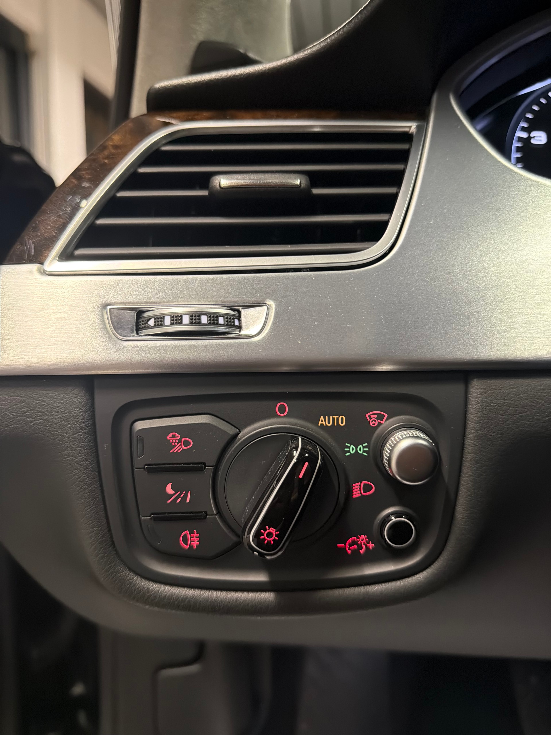 AUDI A8 4.0 TFSI V8 quattro tiptronic, Vollausstattung! GRATIS-SERVICE!-image-25