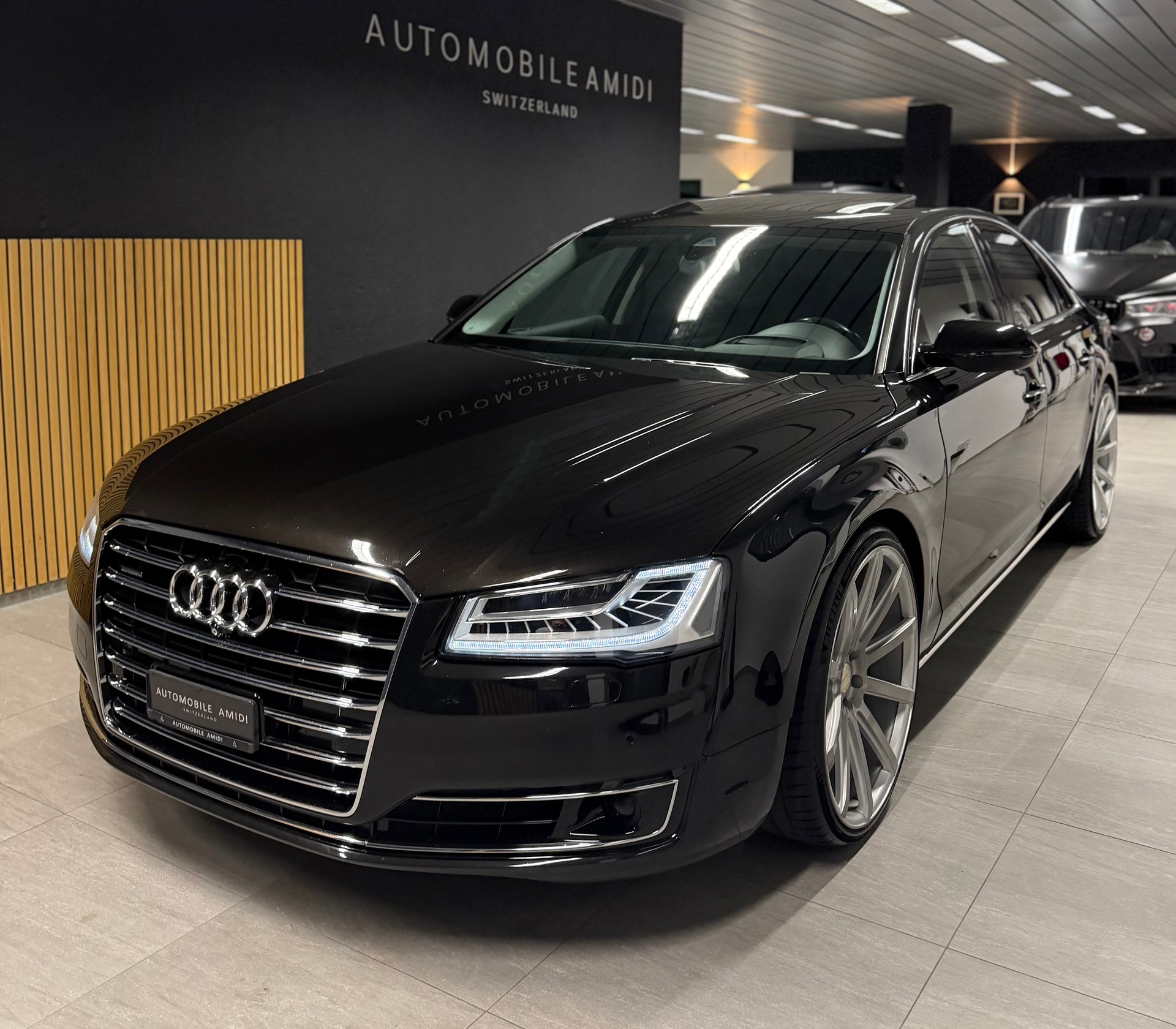AUDI A8 4.0 TFSI V8 quattro tiptronic, Vollausstattung! GRATIS-SERVICE!-image-0