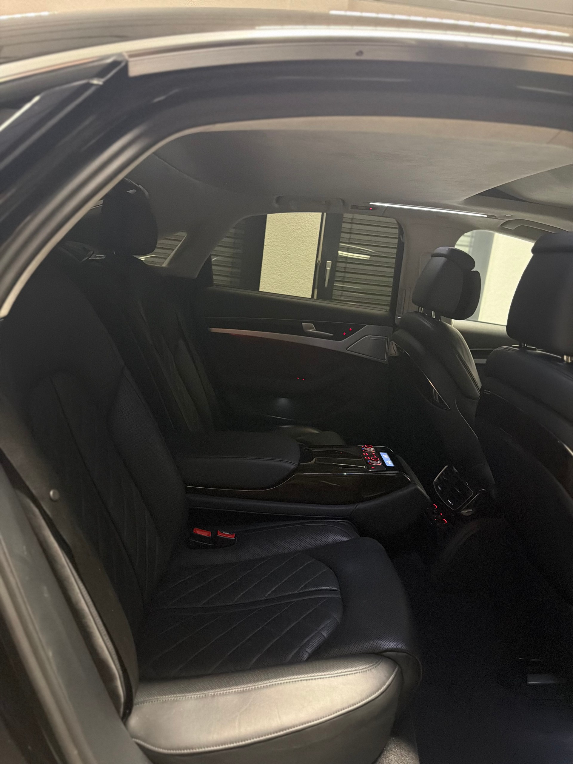 AUDI A8 4.0 TFSI V8 quattro tiptronic, Vollausstattung! GRATIS-SERVICE!-image-17