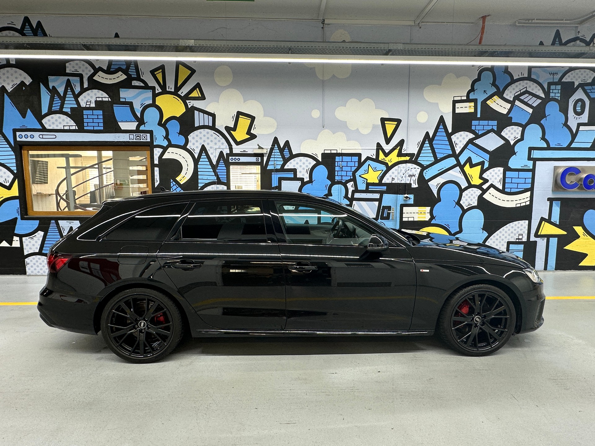 AUDI A4 Avant 40 TDI S line quattro S-tronic-image-2