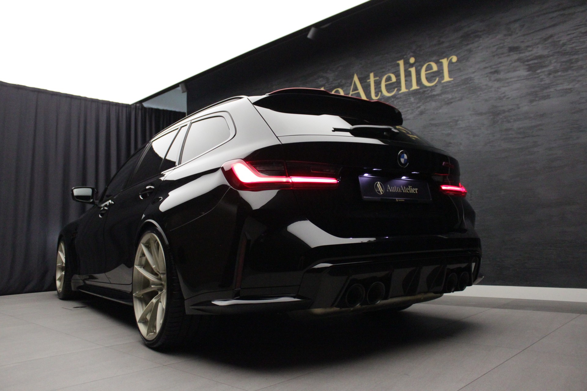 BMW M3 CS Touring xDrive-image-15